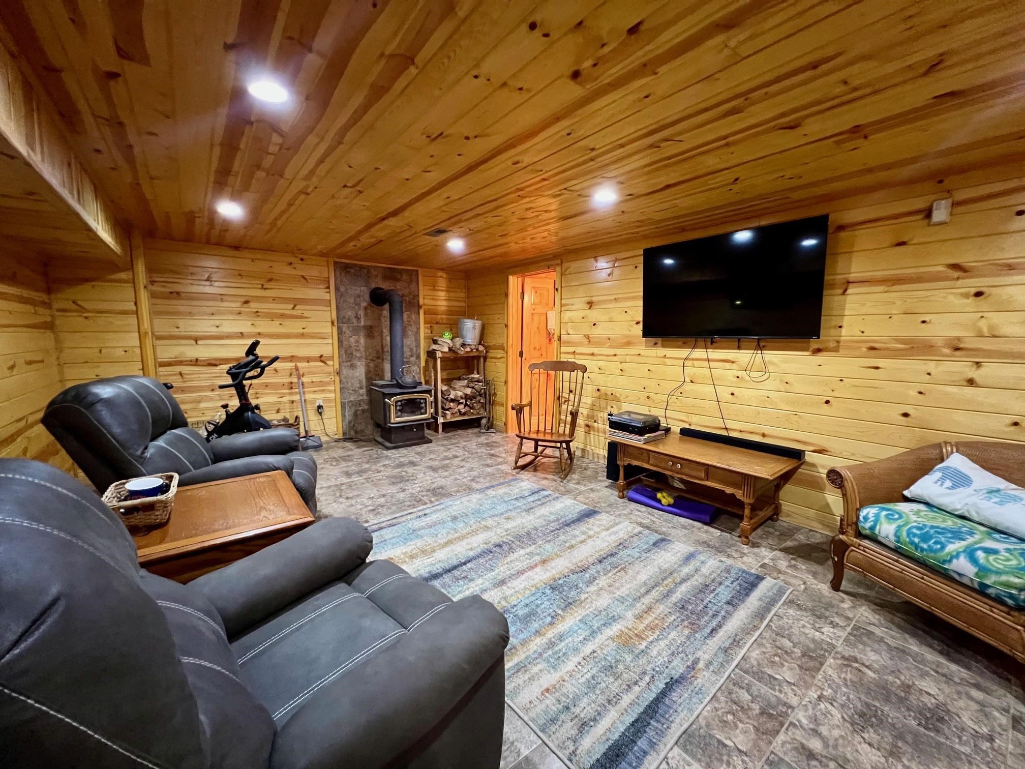 8601 Nine Mile Ridge  Hardy, AR