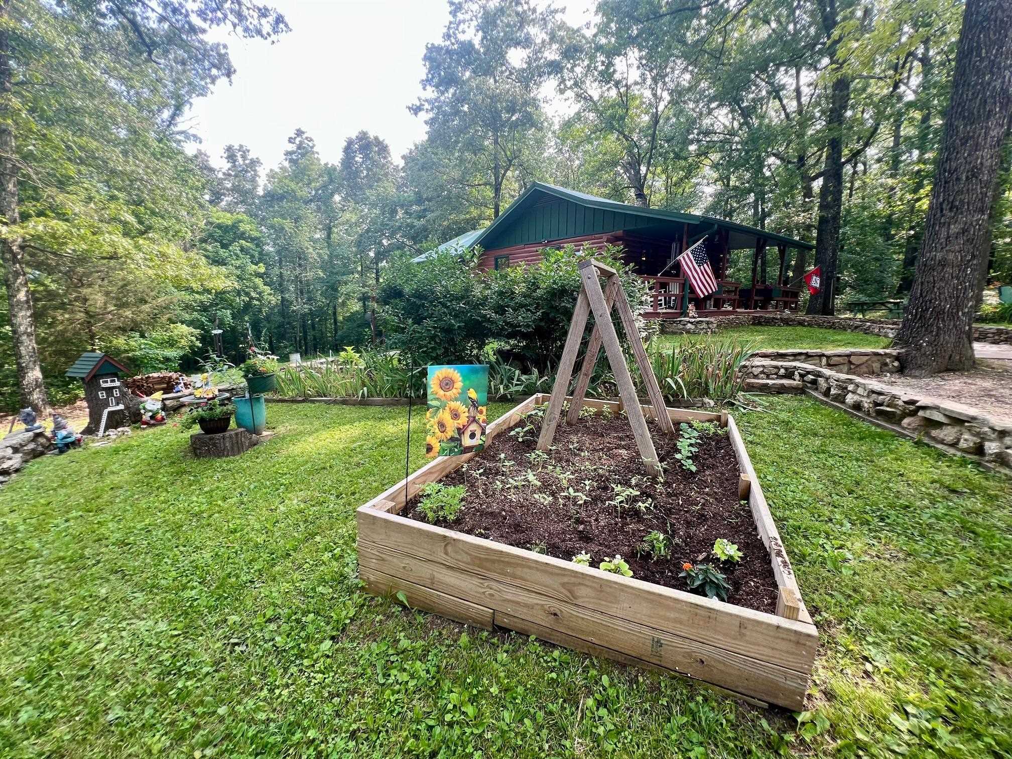 8601 Nine Mile Ridge  Hardy, AR