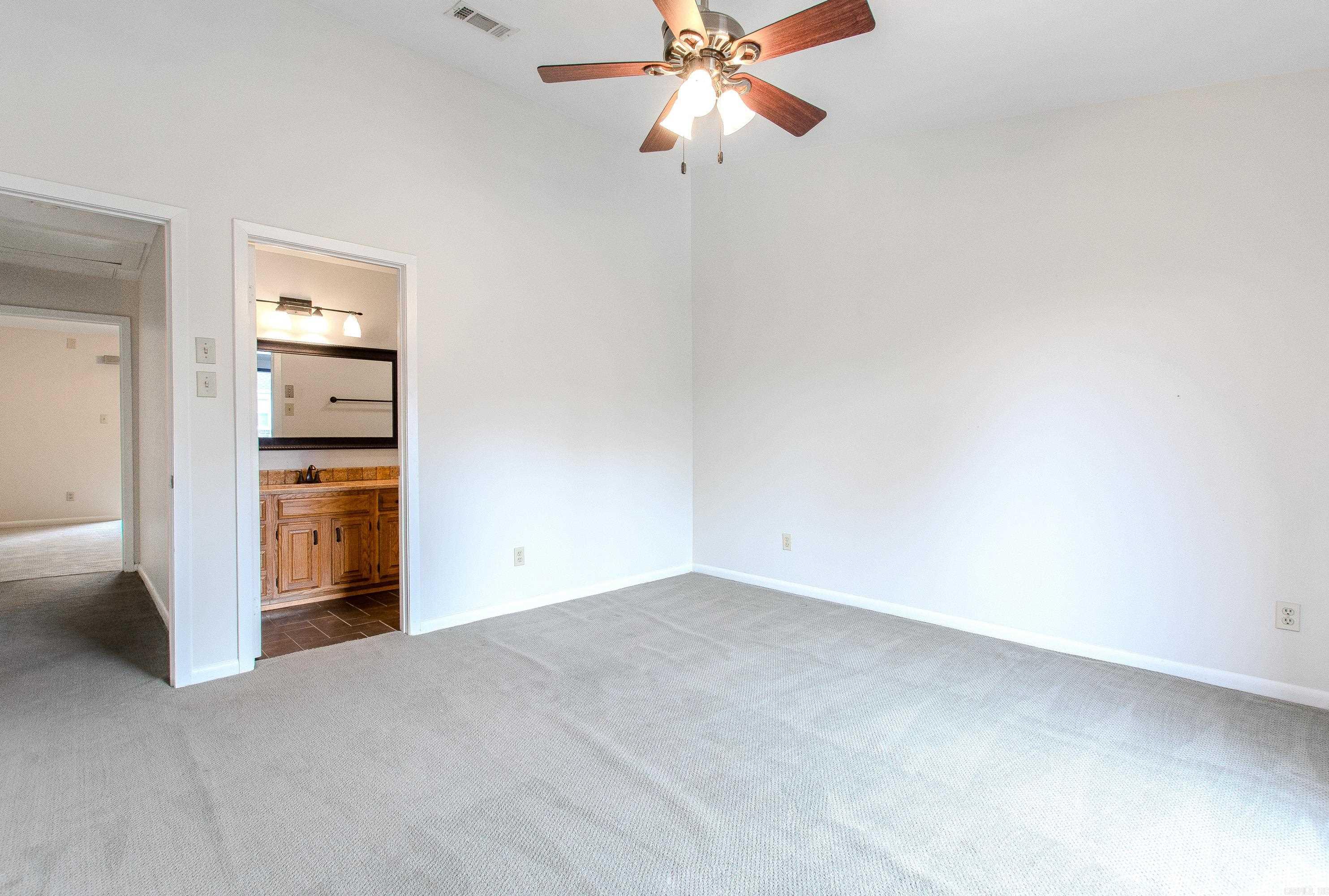 2824 Foxcroft #63  Little Rock, AR