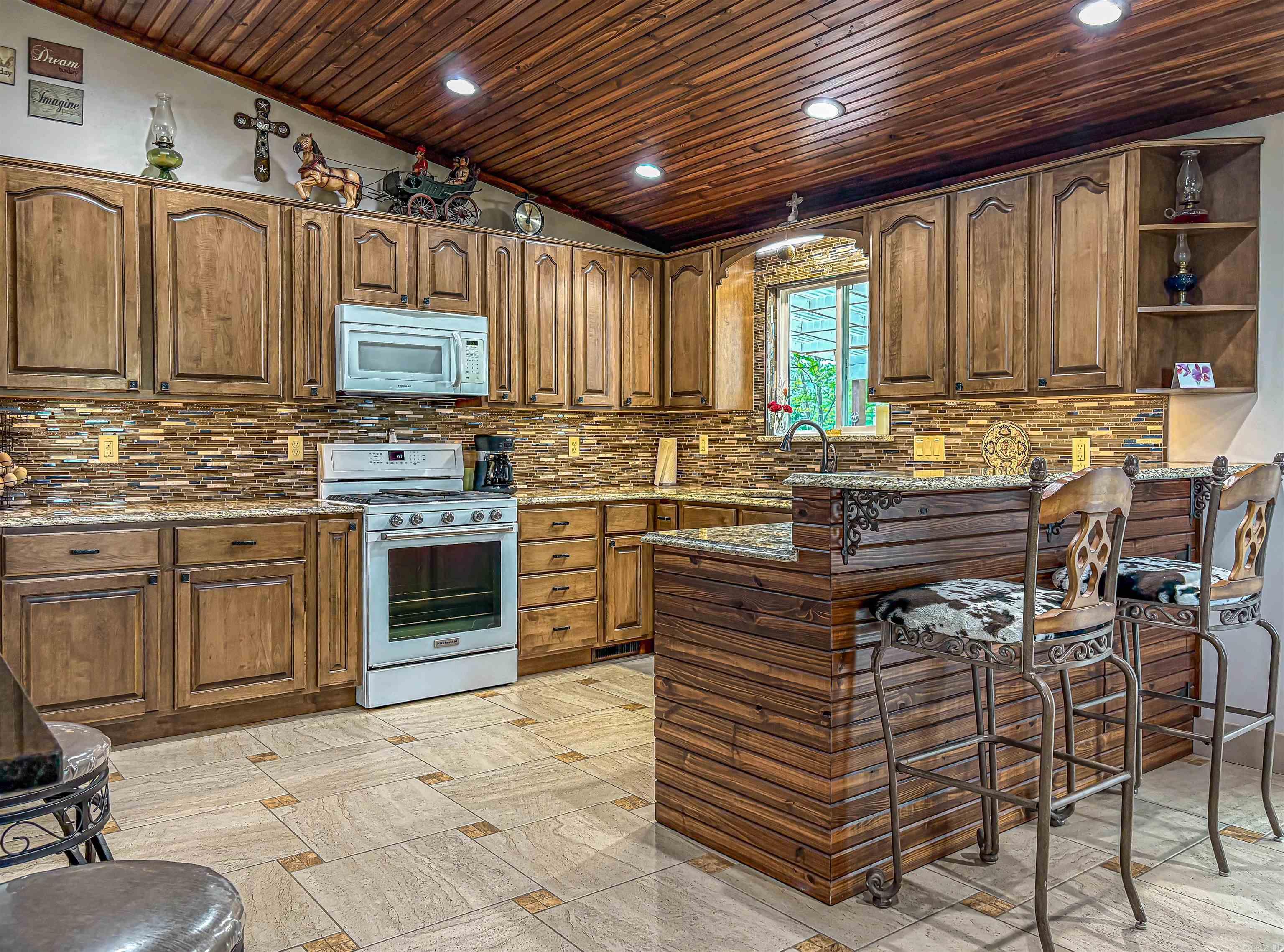 235 MC 6074  Flippin, AR