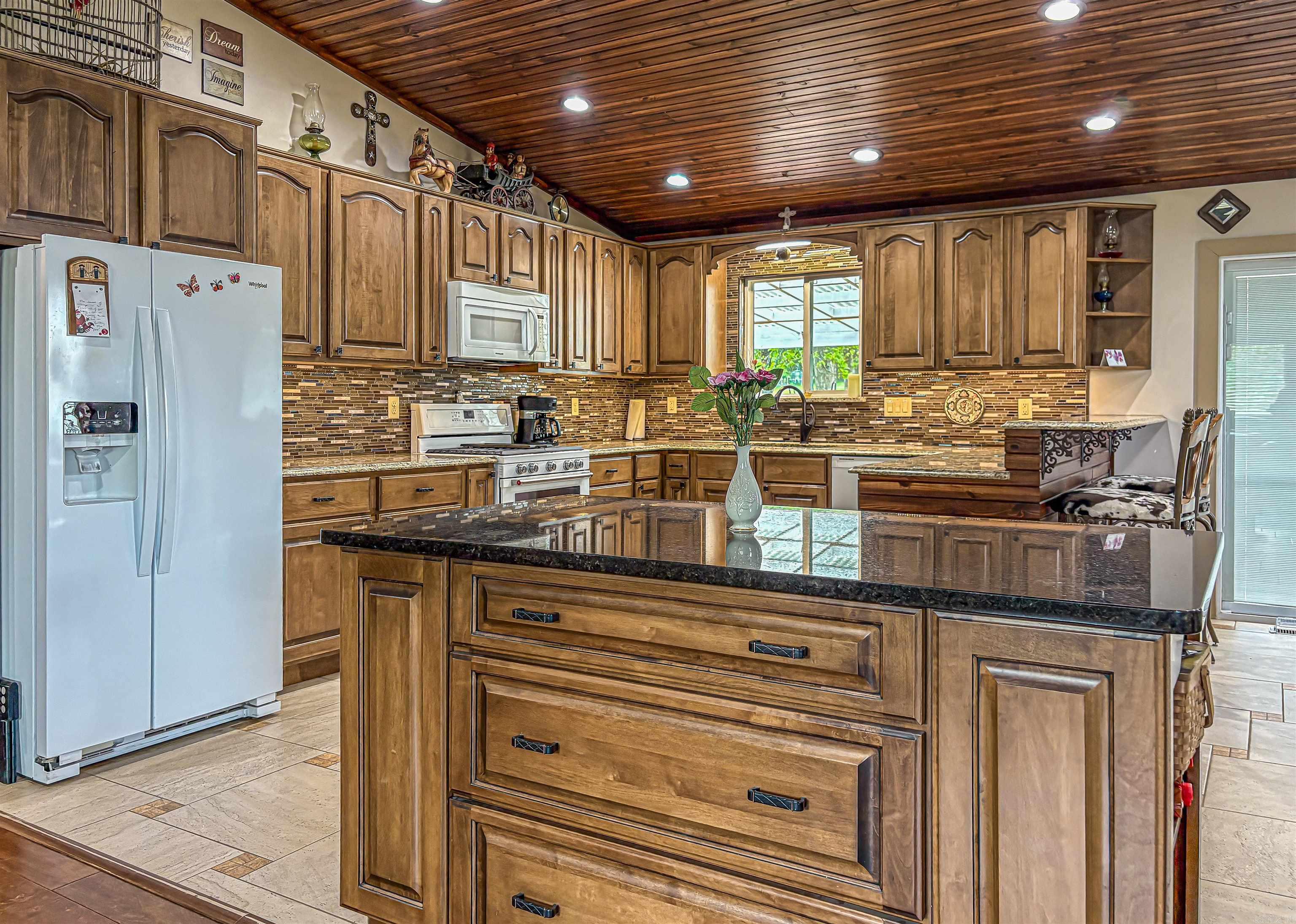 235 MC 6074  Flippin, AR