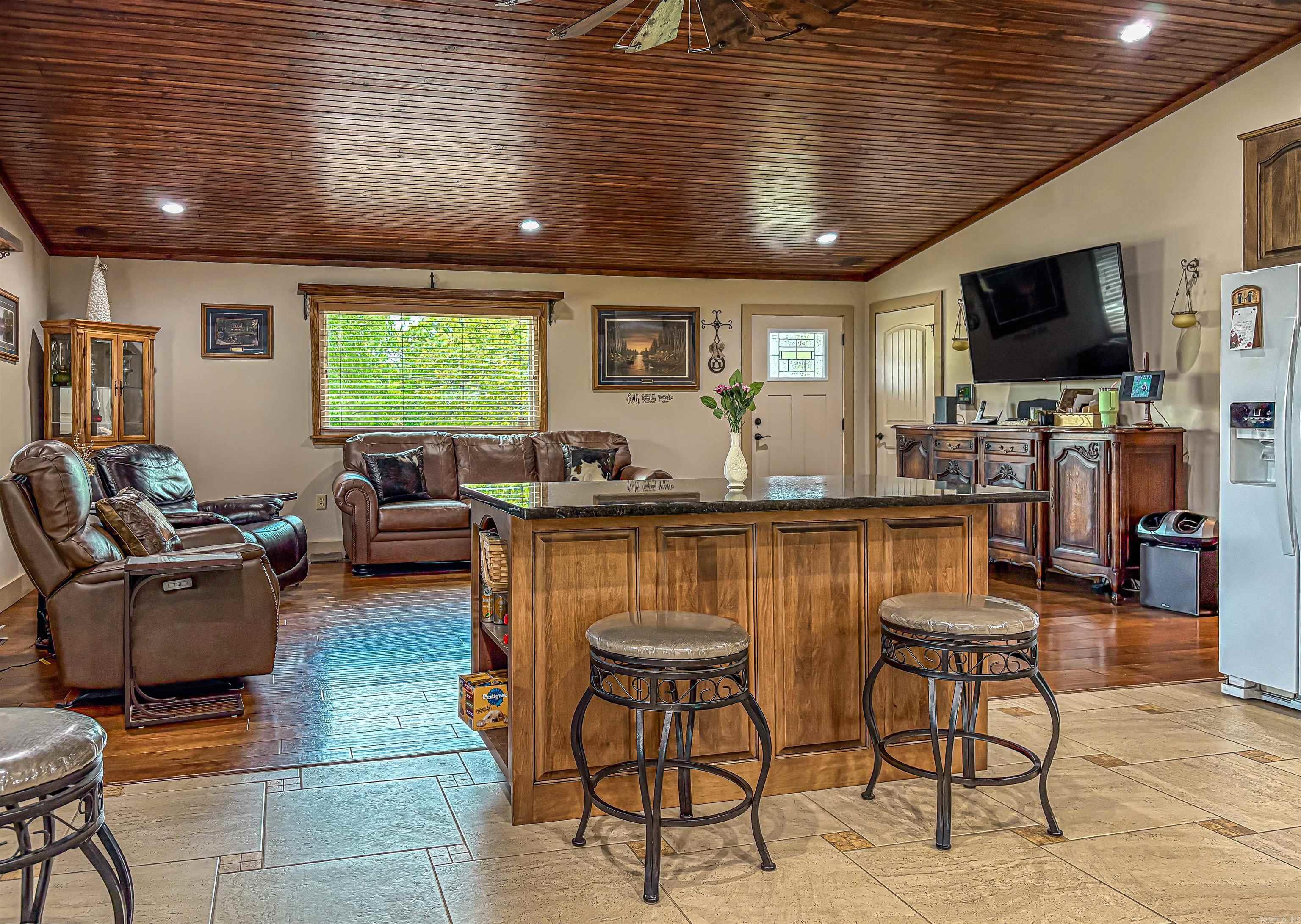 235 MC 6074  Flippin, AR