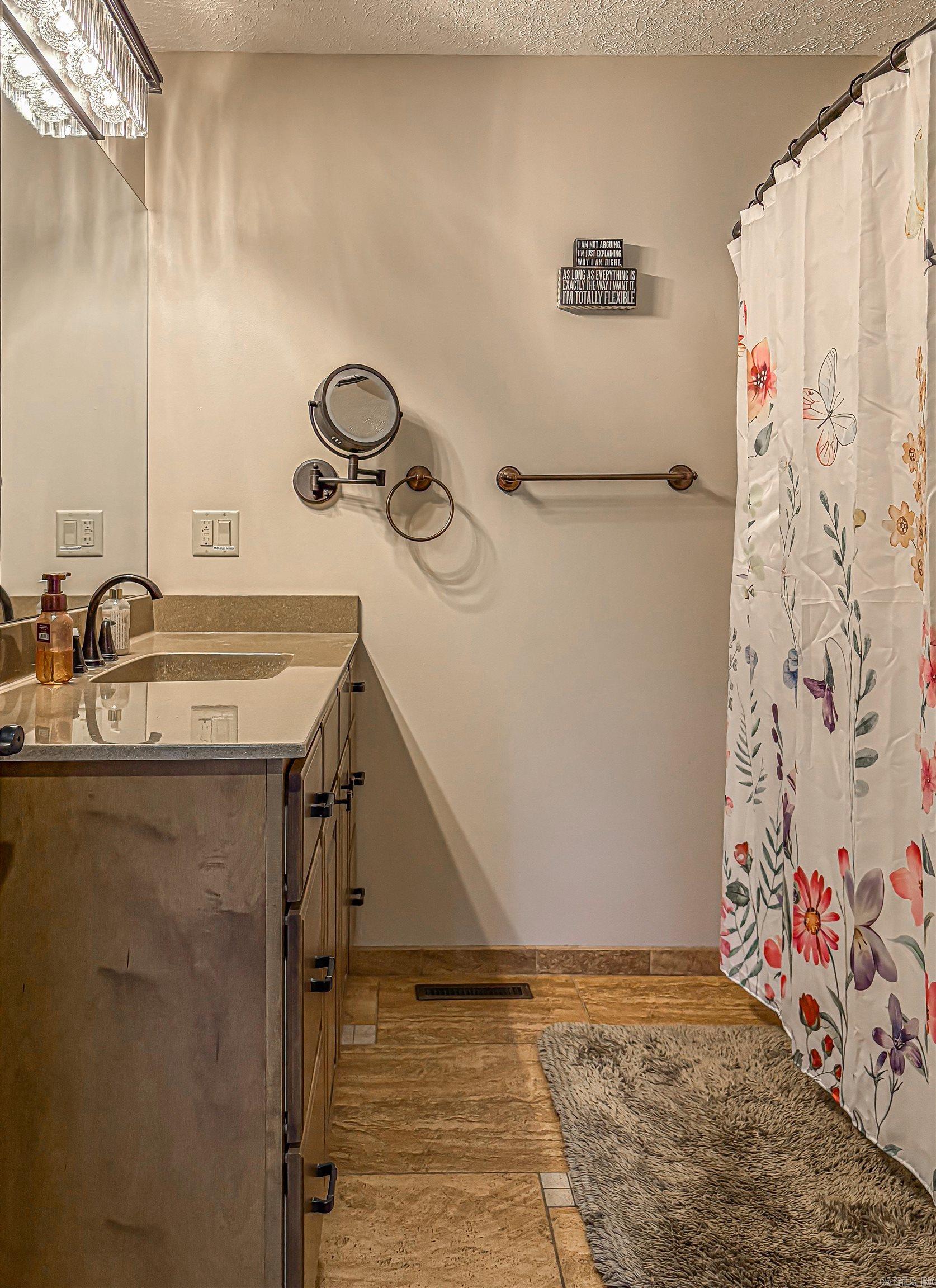 235 MC 6074  Flippin, AR