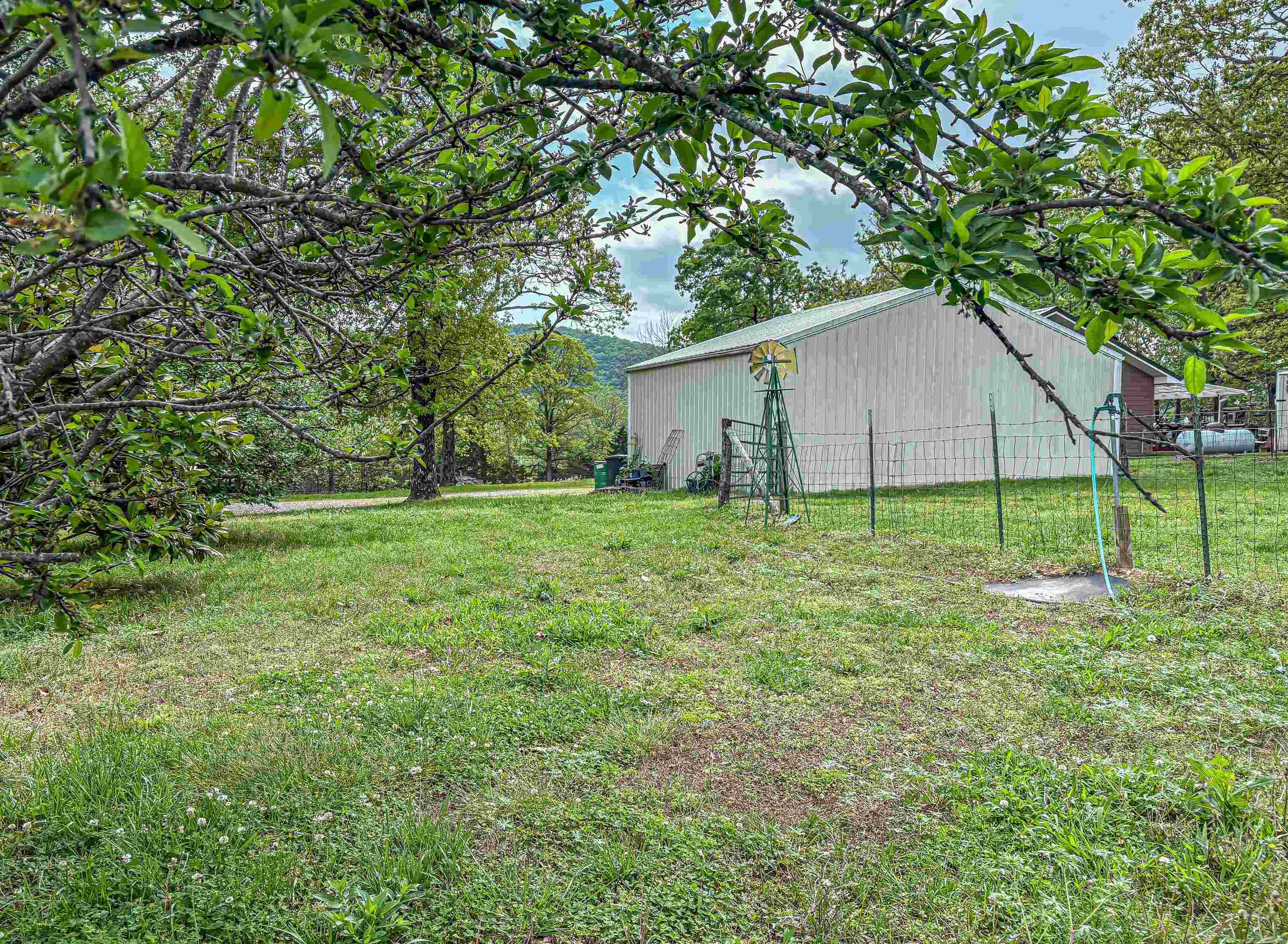 235 MC 6074  Flippin, AR