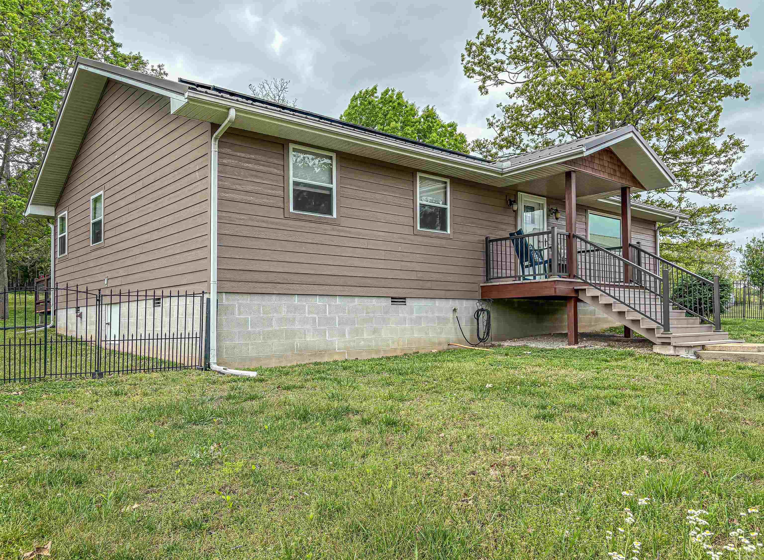 235 MC 6074  Flippin, AR