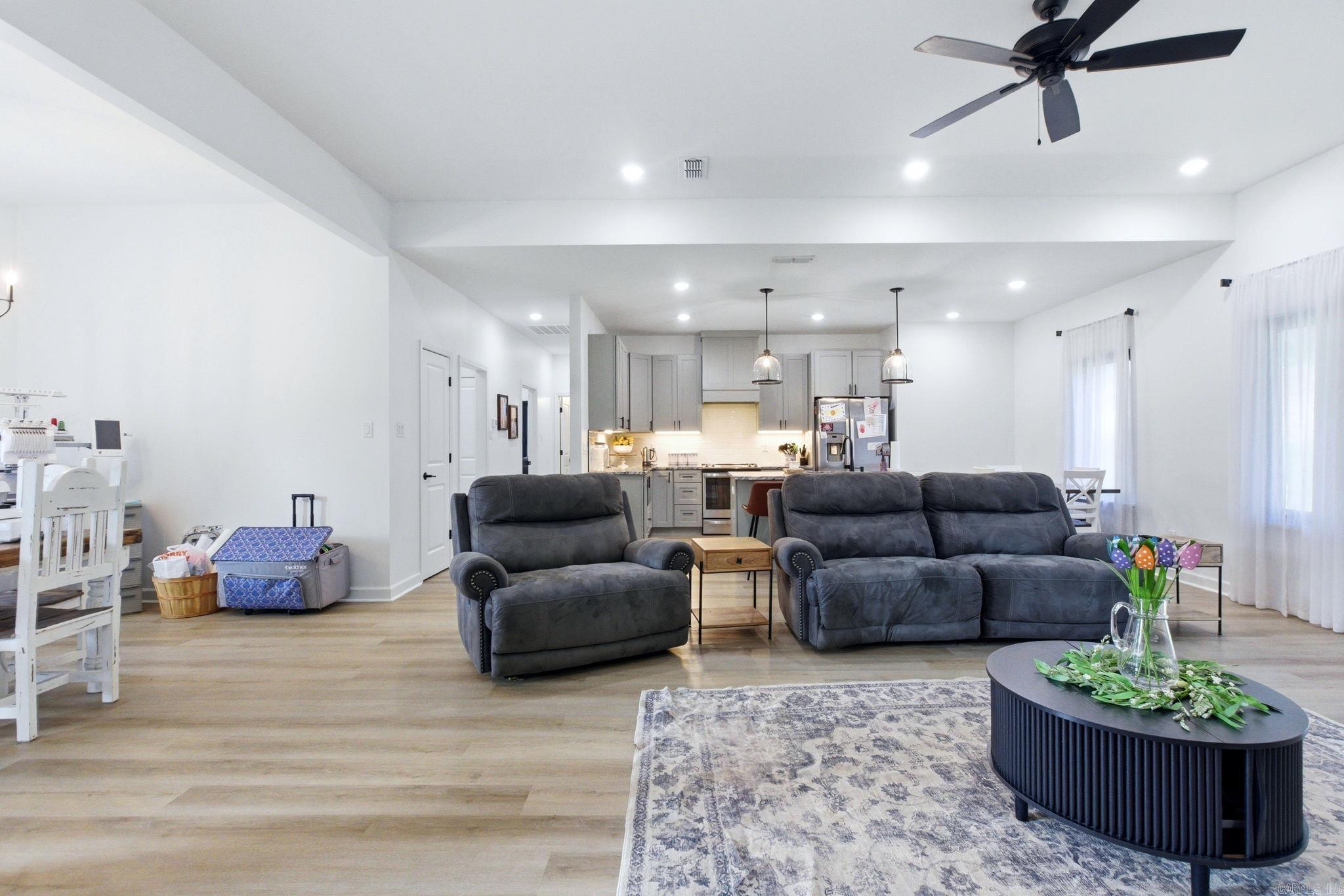 1612 Sorrell  Benton, AR