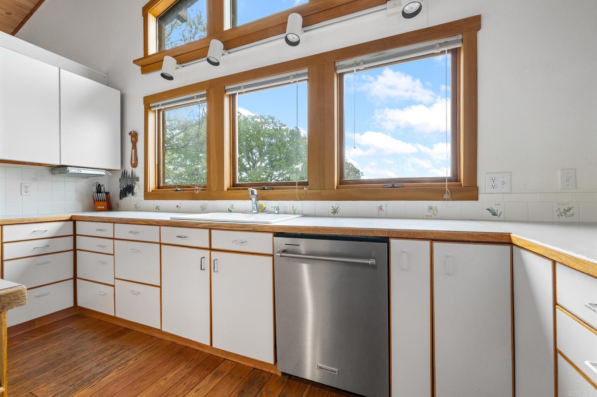 000 County Road 9991  Berryville, AR