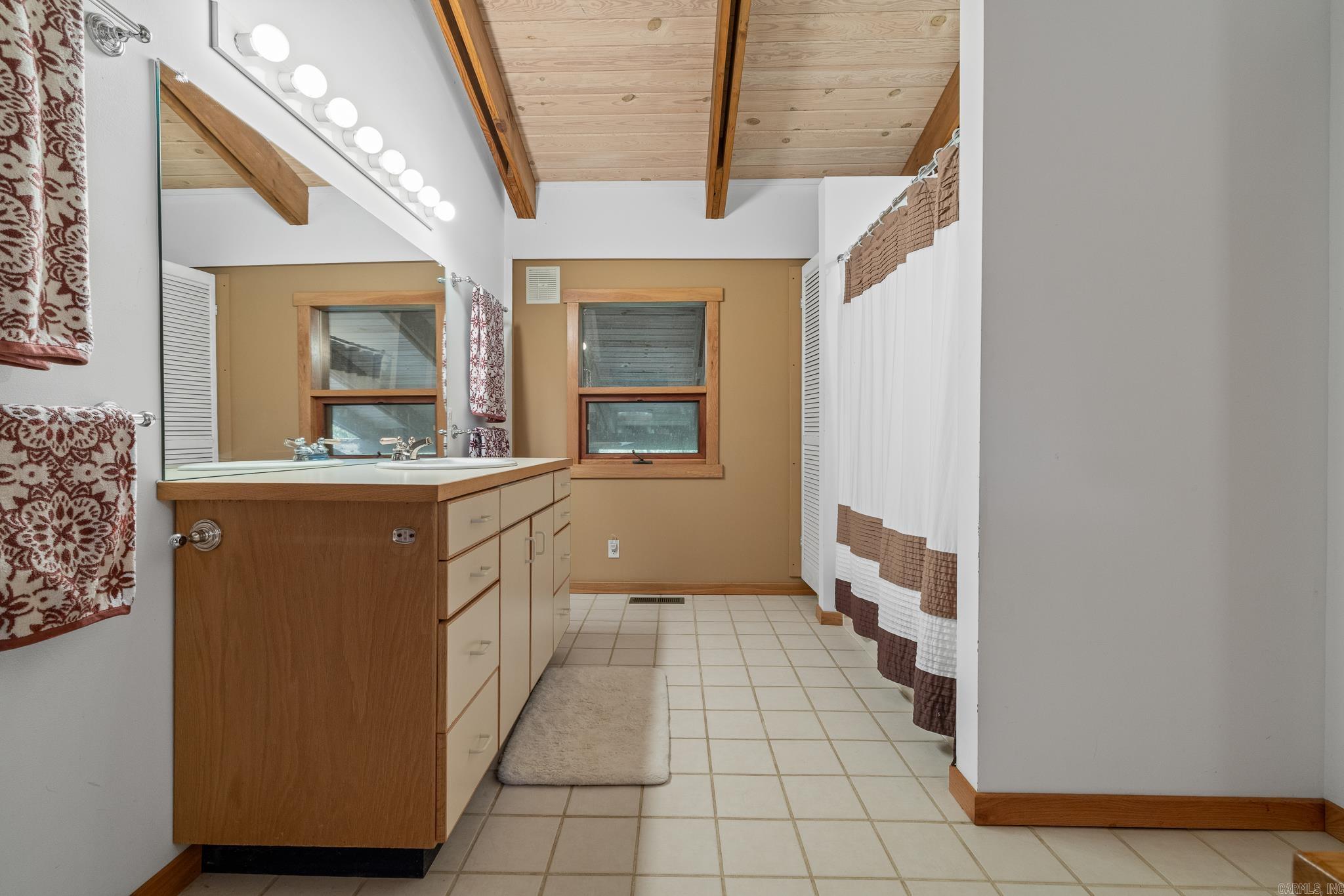 000 County Road 9991  Berryville, AR