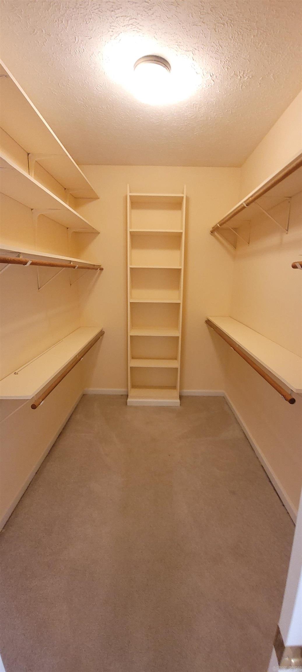 300 Colonial  Walnut Ridge, AR