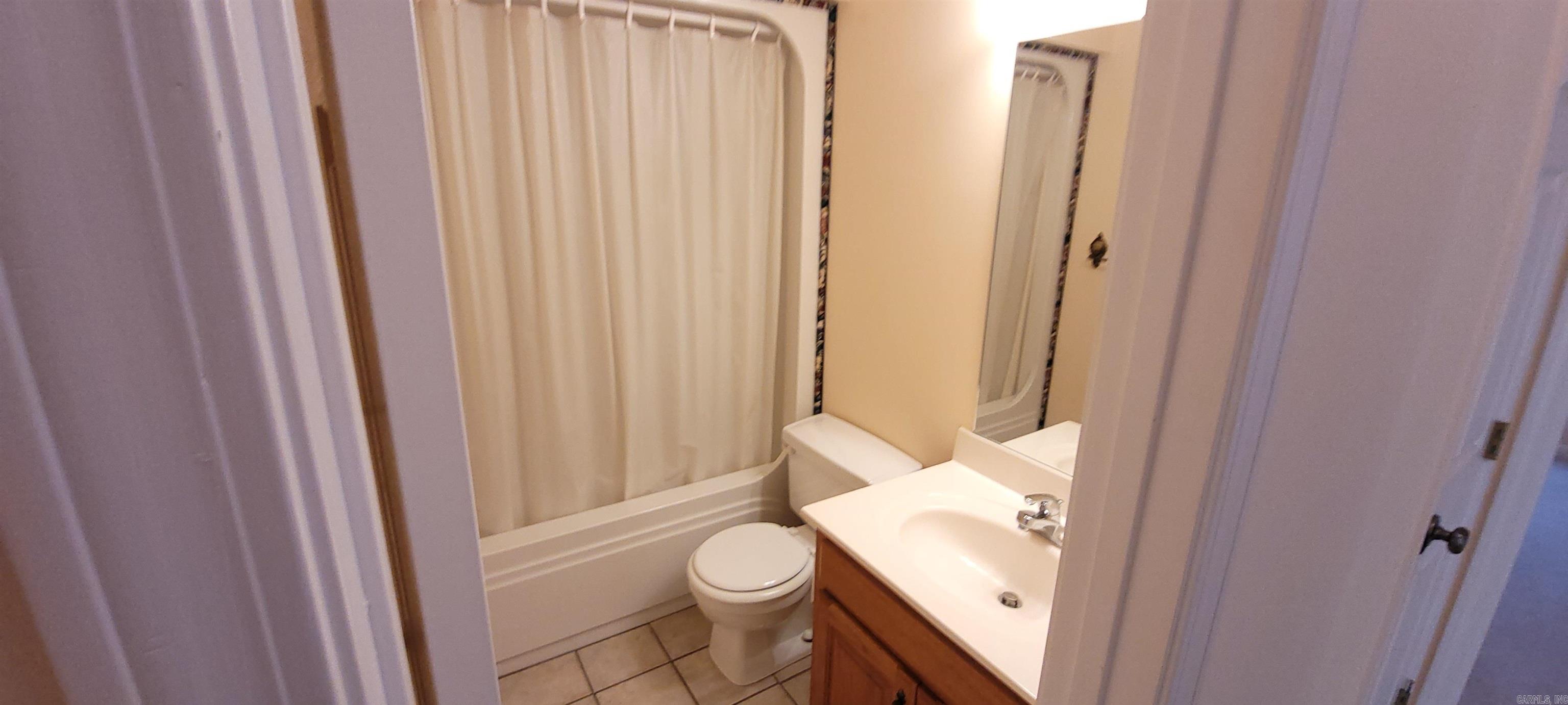 300 Colonial  Walnut Ridge, AR