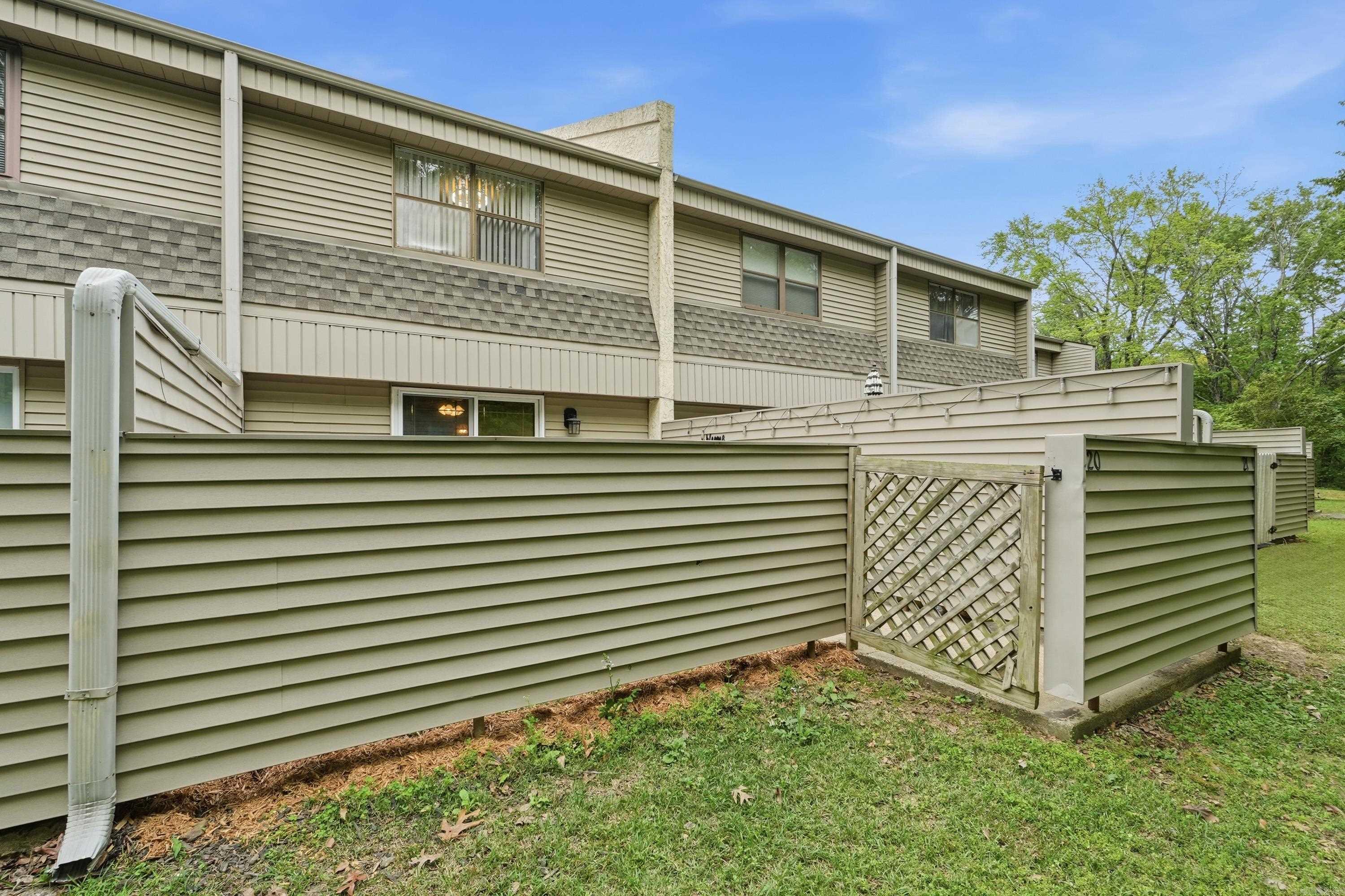 135 Hillview Dr #20  Fairfield Bay, AR