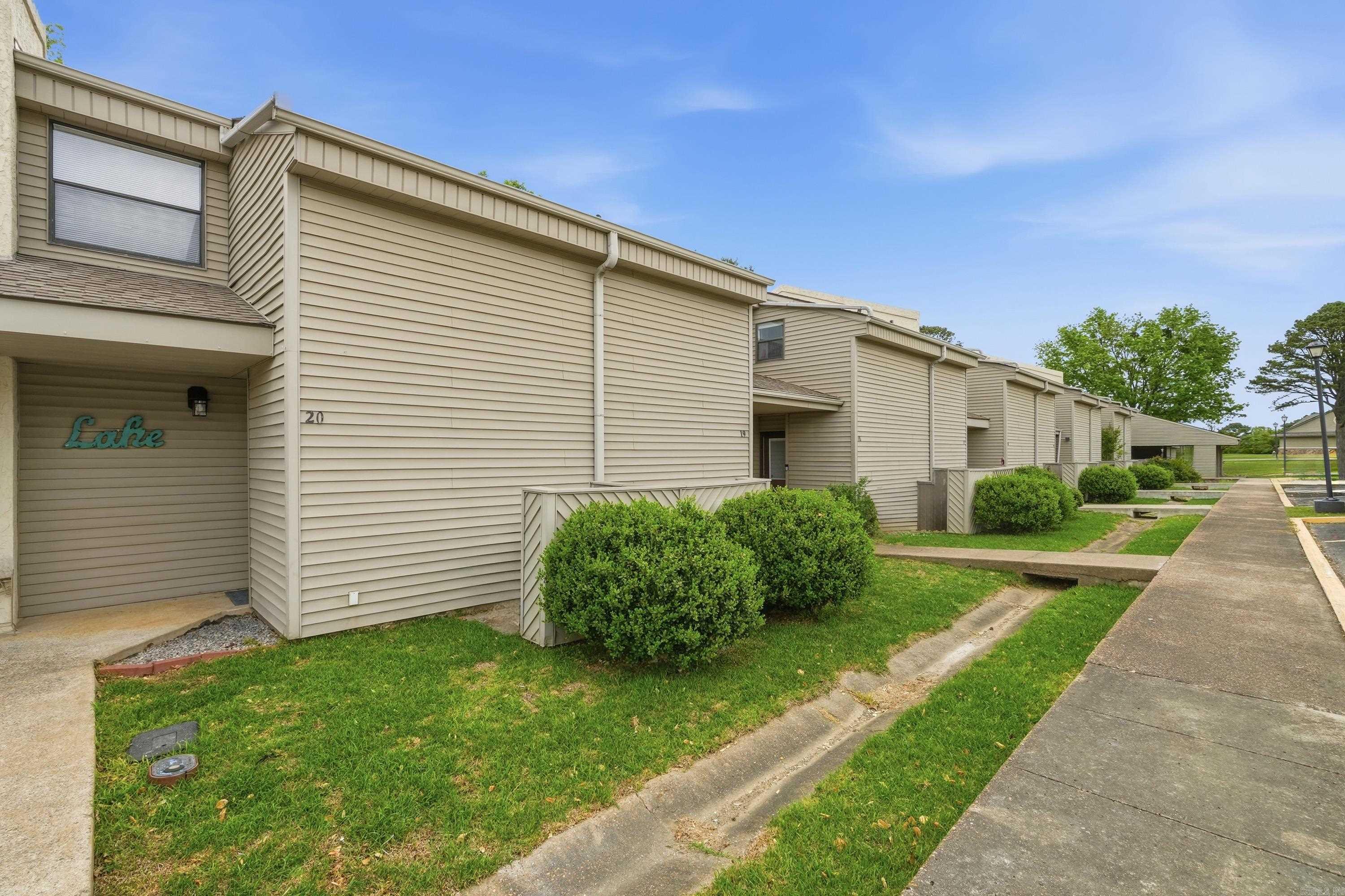 135 Hillview Dr #20  Fairfield Bay, AR