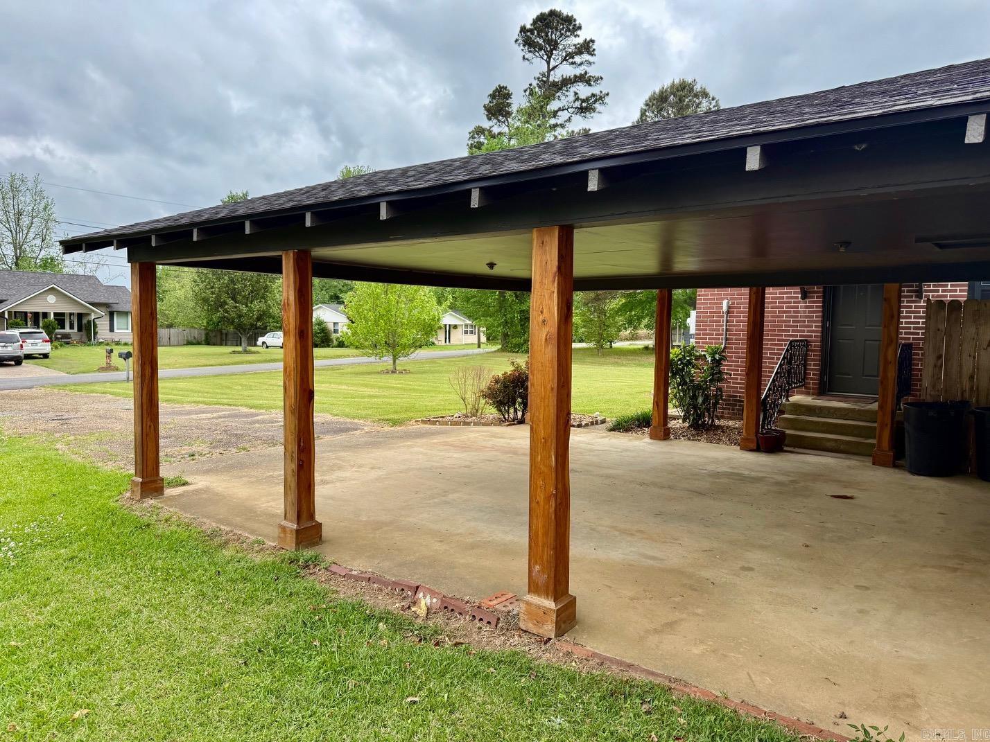 1809 Church Ave  Mena, AR