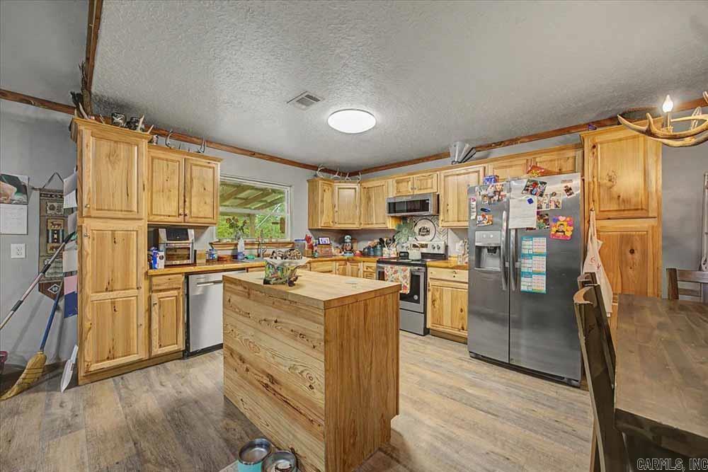 187 Moncus  Amity, AR