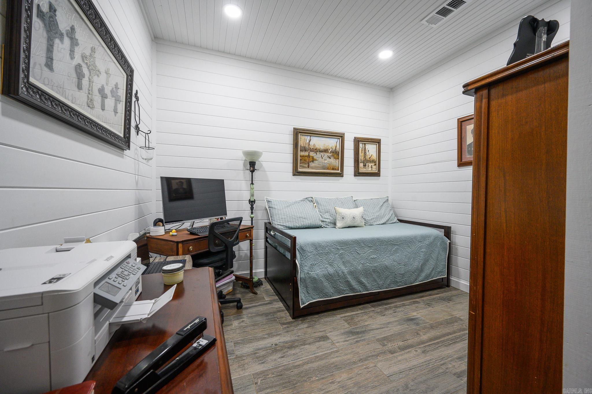 654 Polk Road 42  Mena, AR