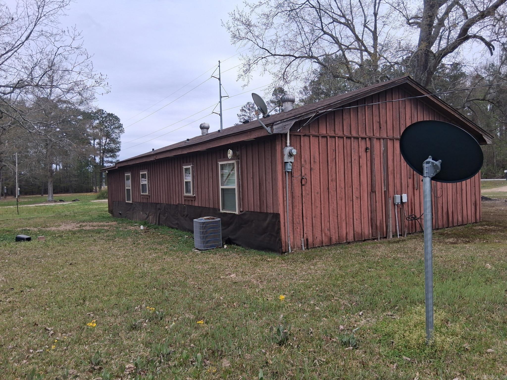 3416 W Highway 274  Hampton, AR