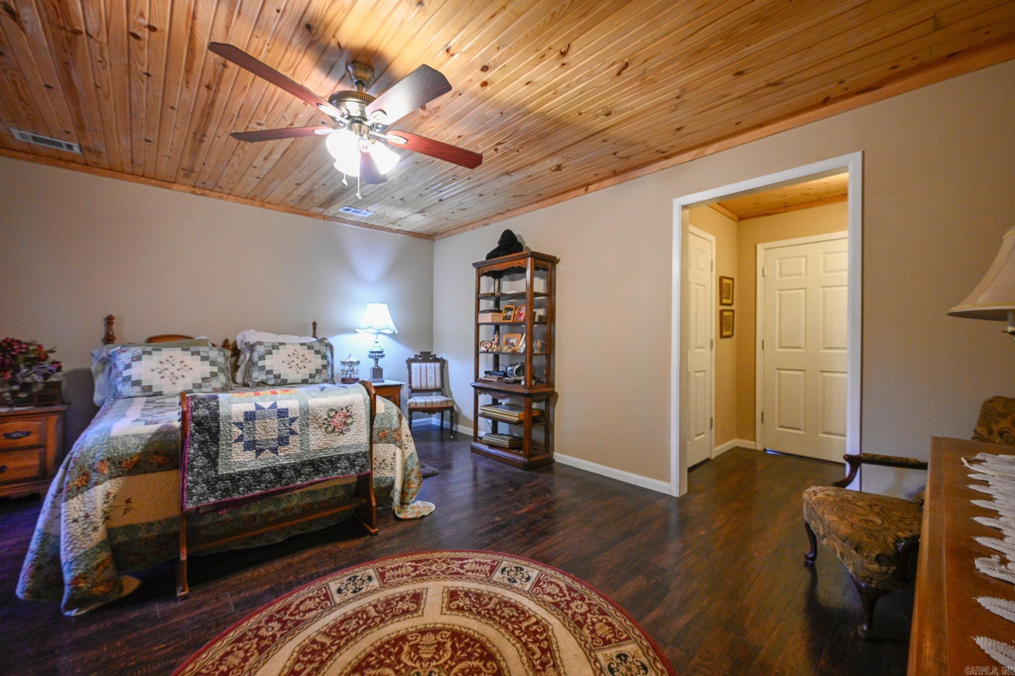 181 Gentle Ln.  Mena, AR