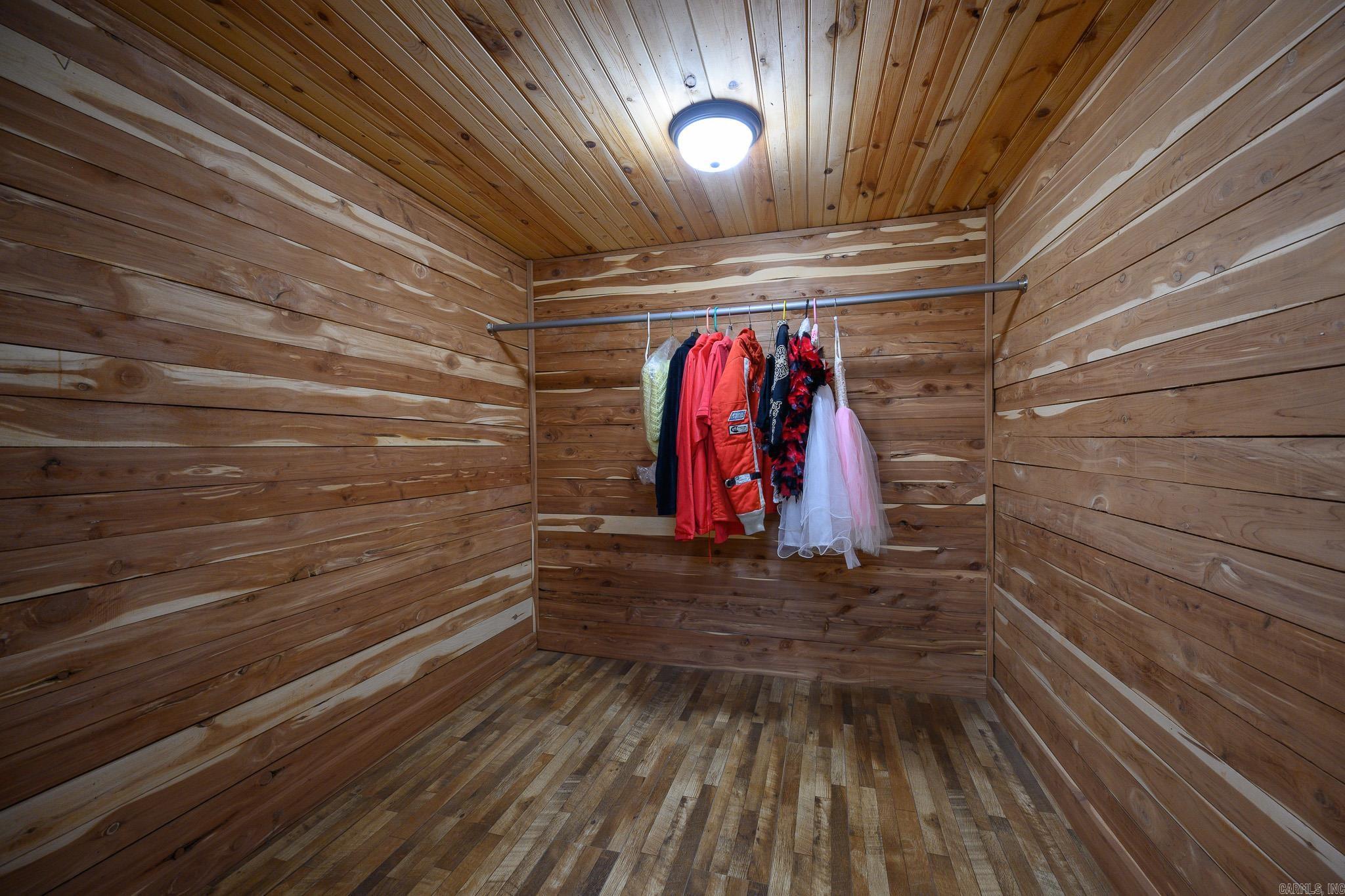 181 Gentle Ln.  Mena, AR