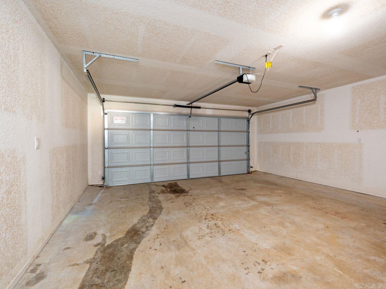 7024 Pearl Valley  Shannon Hills, AR