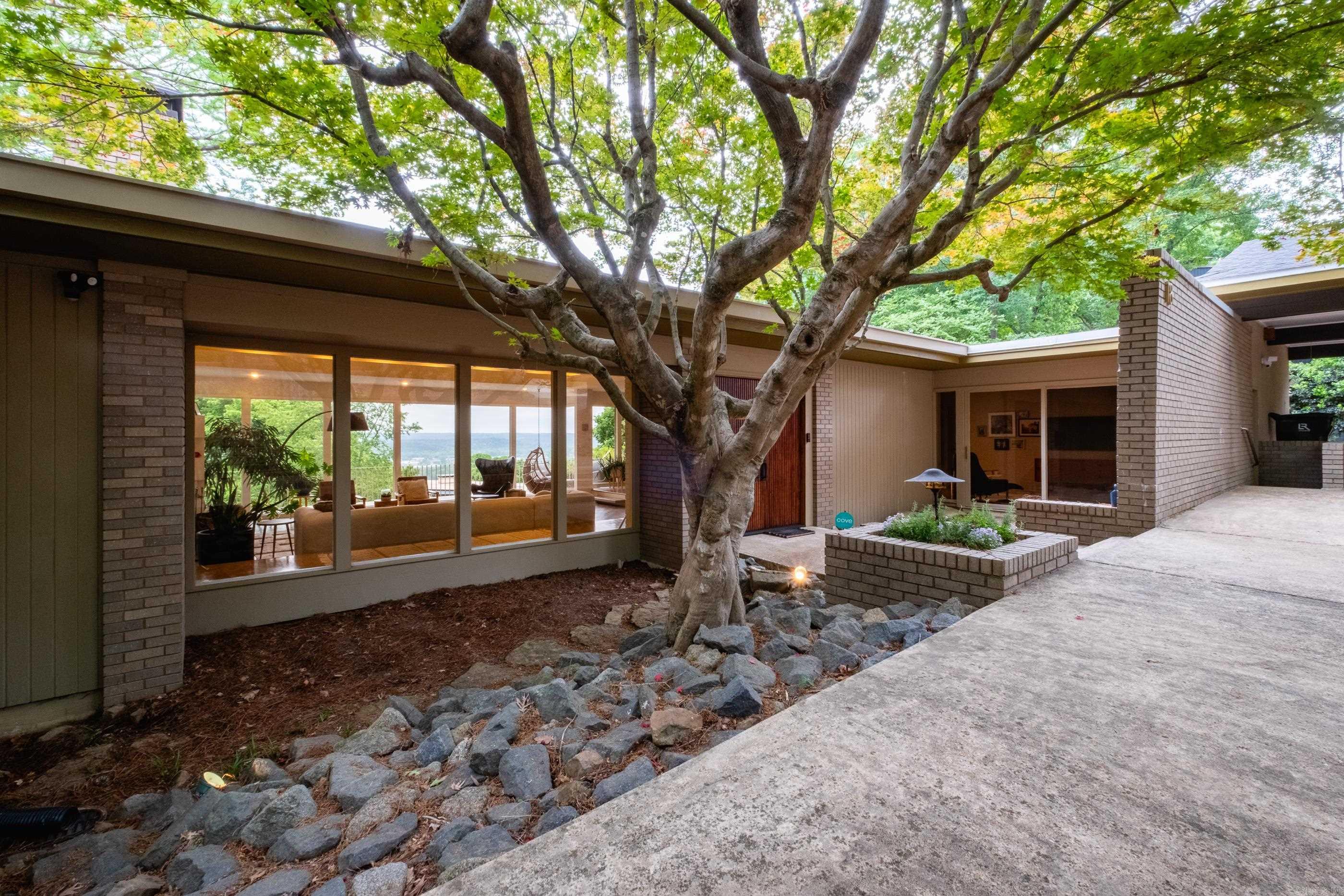 18 Hearthside  Little Rock, AR