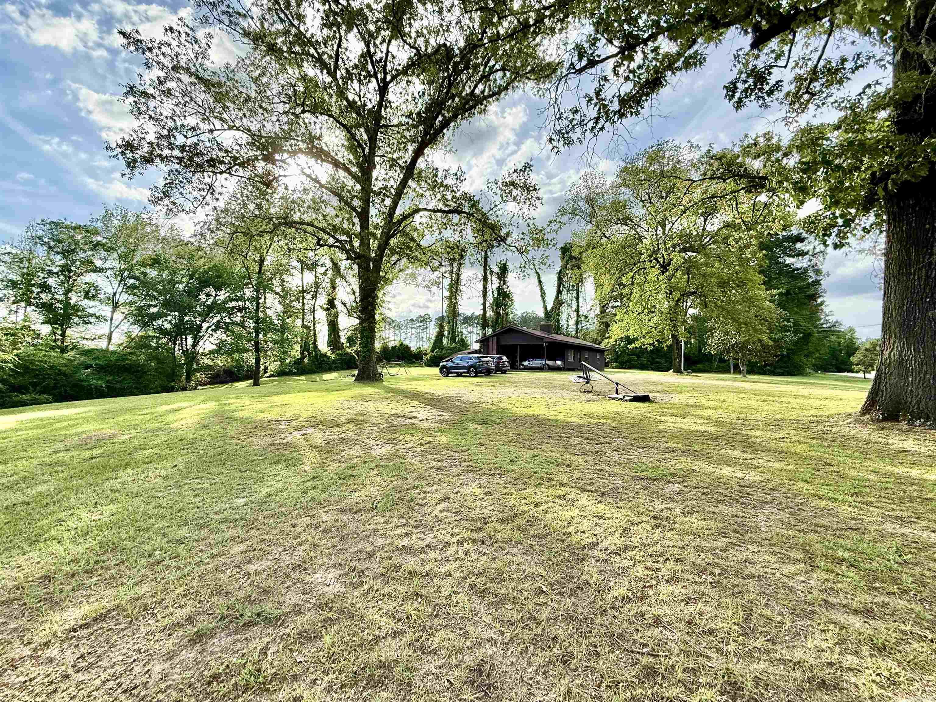 285 Ouachita 50  Camden, AR