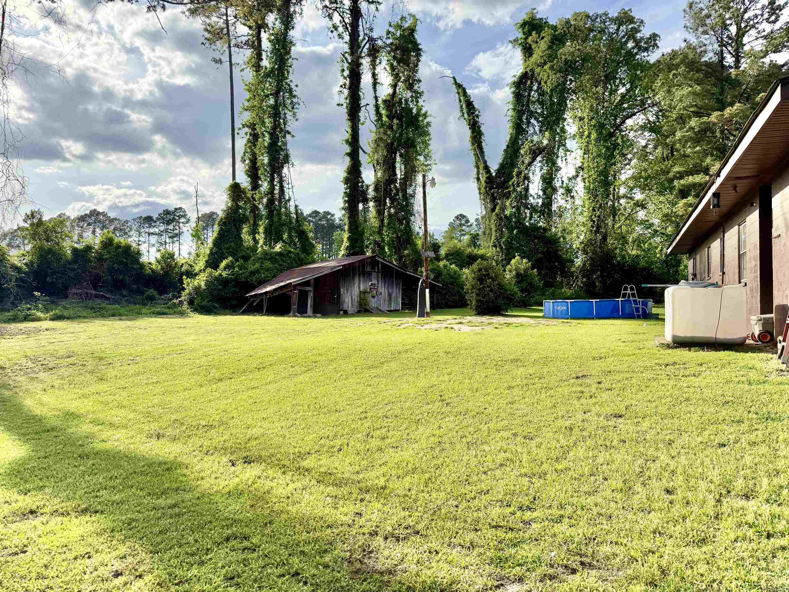 285 Ouachita 50  Camden, AR