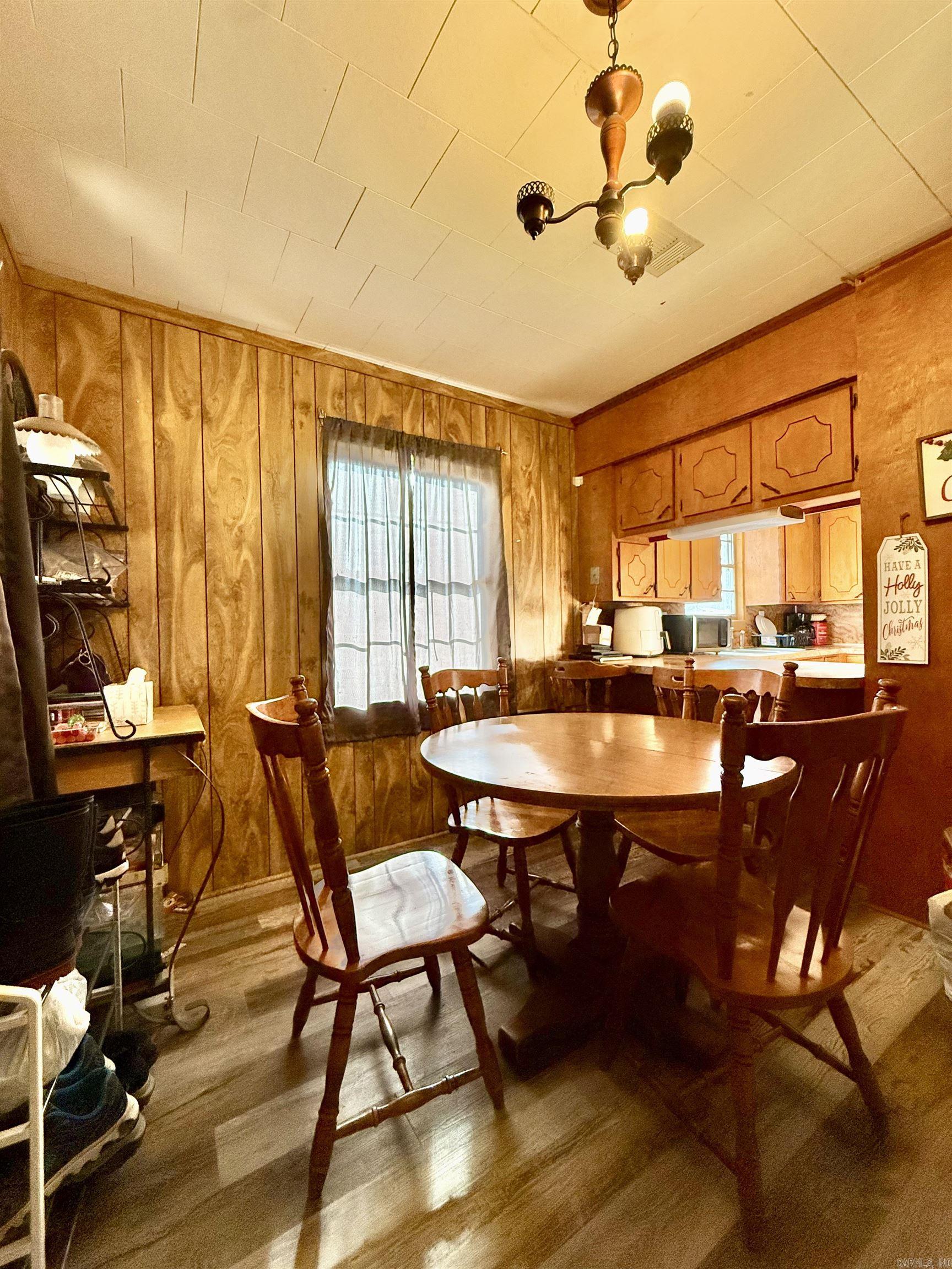 285 Ouachita 50  Camden, AR