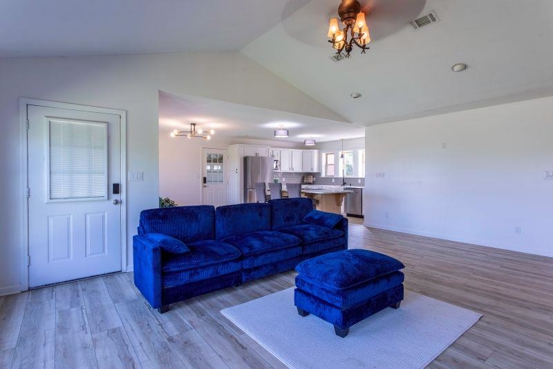 2720 Greensboro  Jonesboro, AR