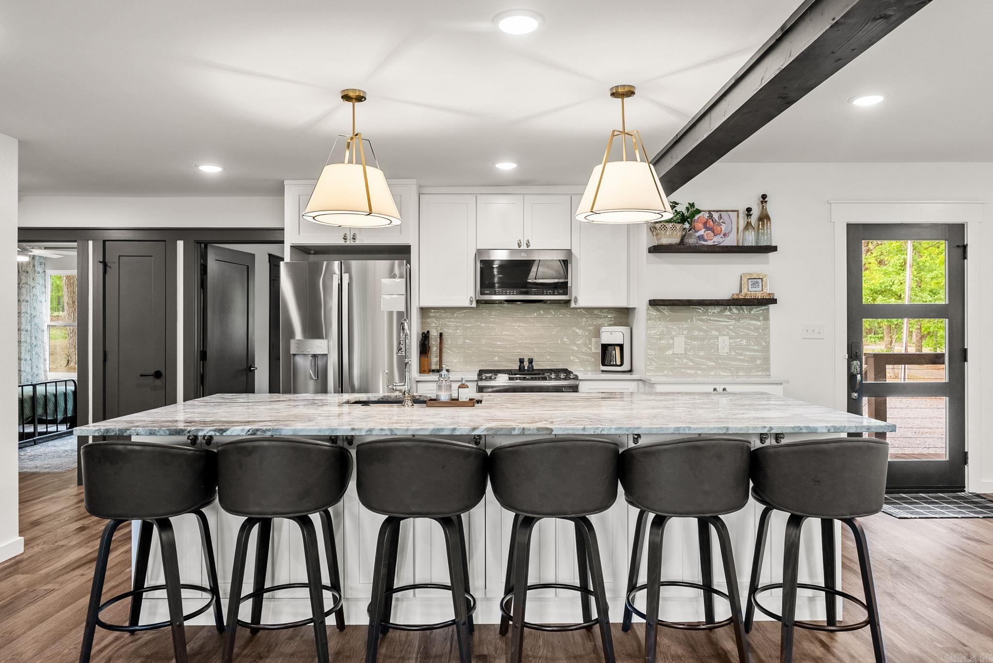 3430 Lake Cliff  Higden, AR