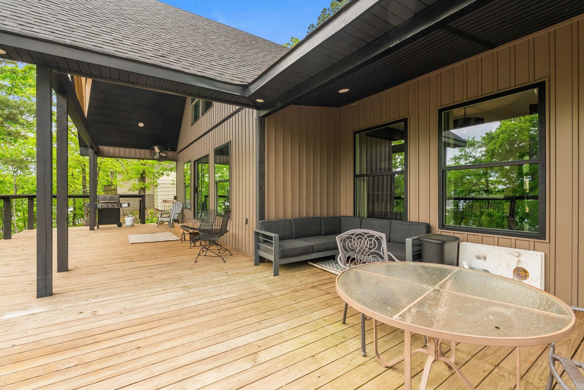 3430 Lake Cliff  Higden, AR