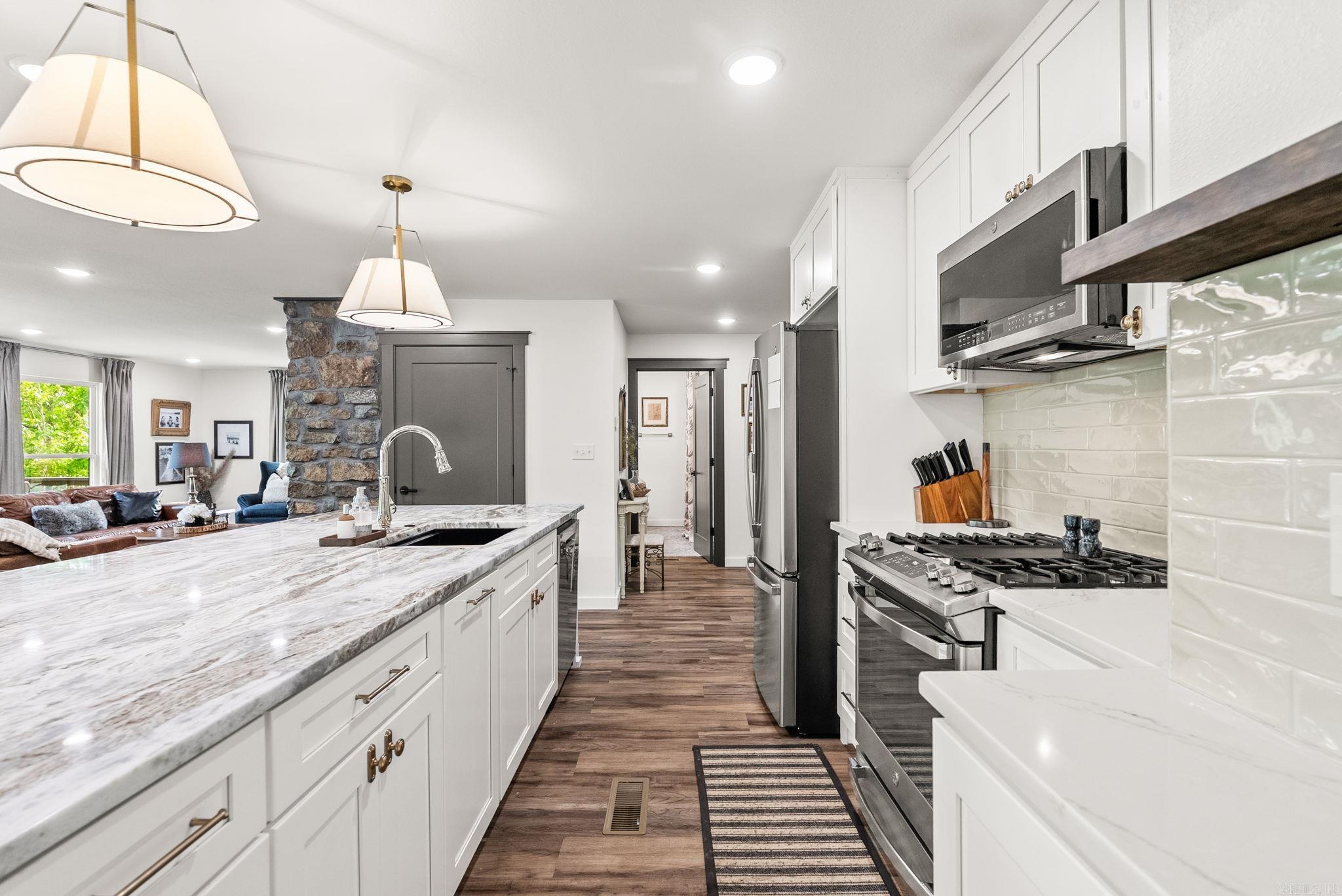 3430 Lake Cliff  Higden, AR