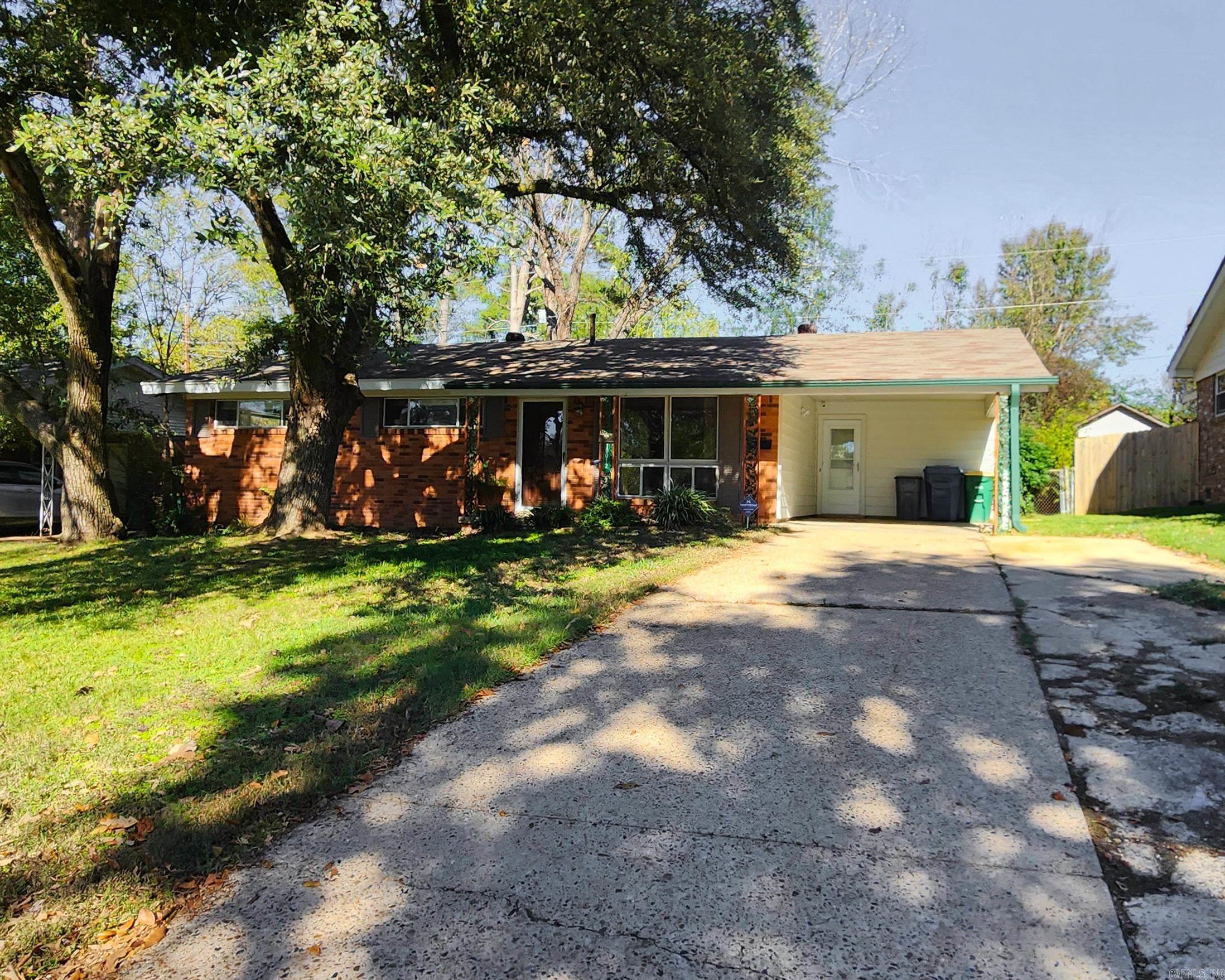 10012 Ronald  Little Rock, AR