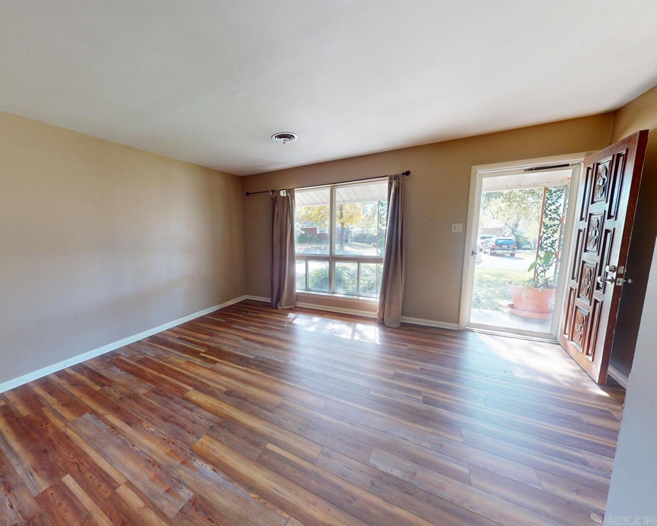 10012 Ronald  Little Rock, AR