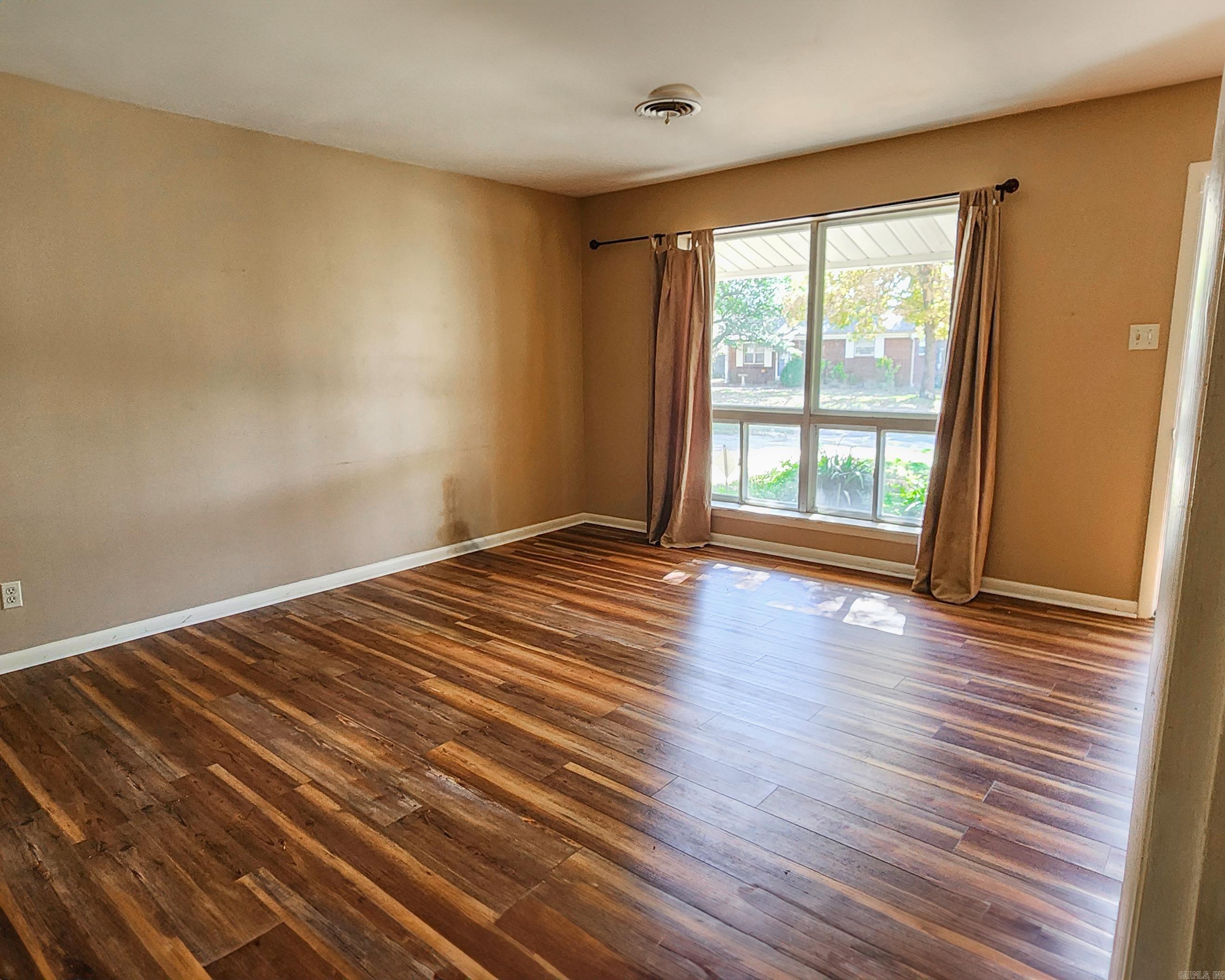 10012 Ronald  Little Rock, AR