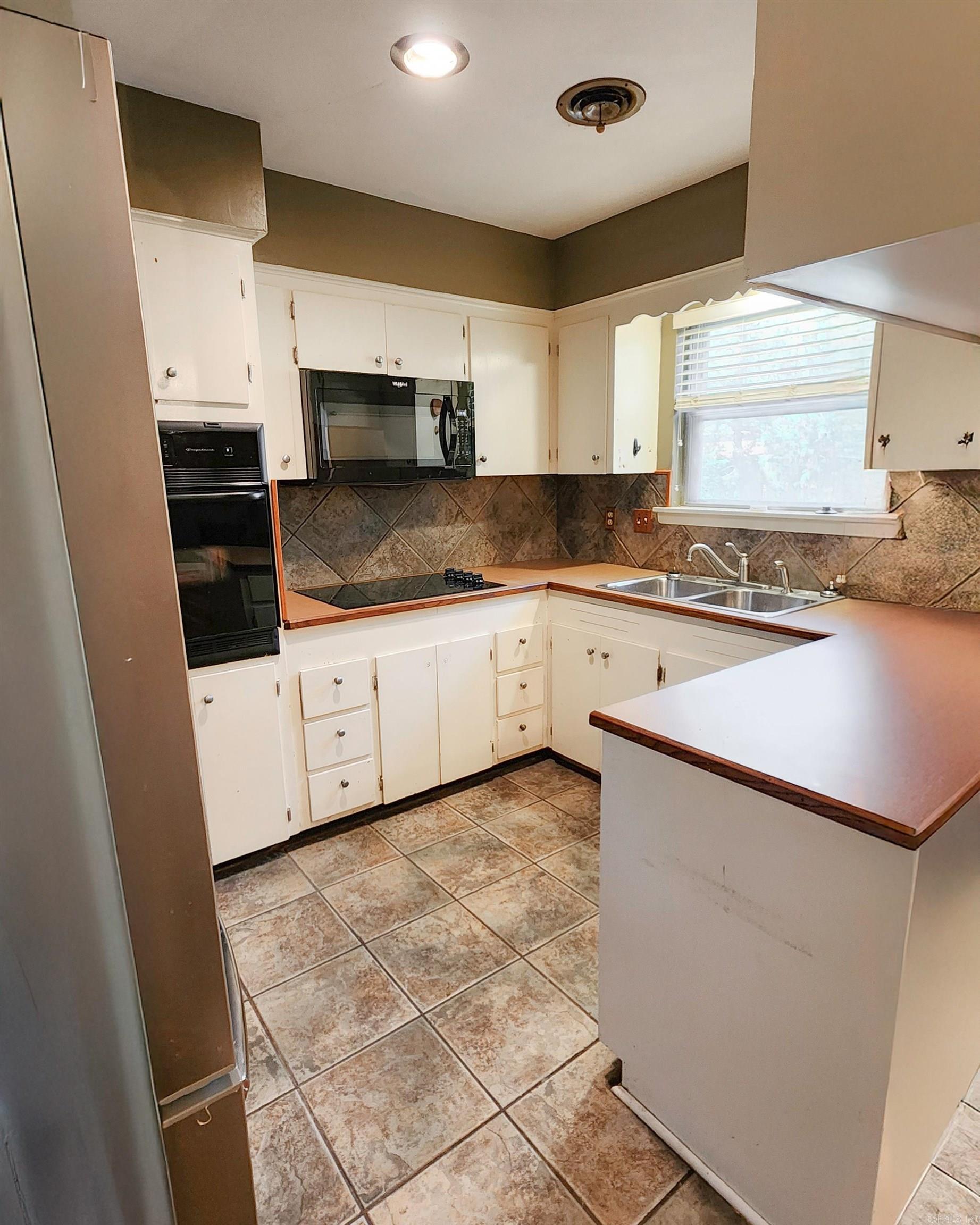 10012 Ronald  Little Rock, AR