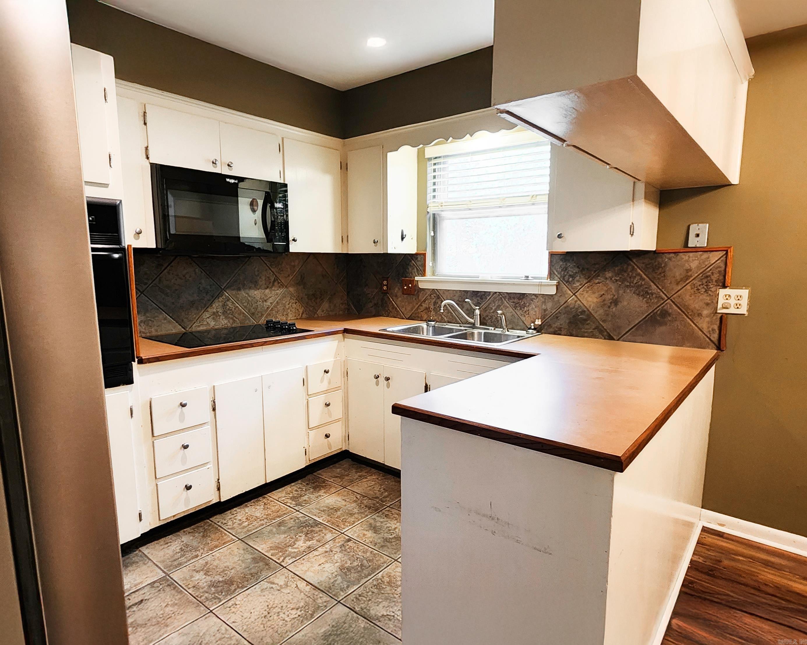 10012 Ronald  Little Rock, AR