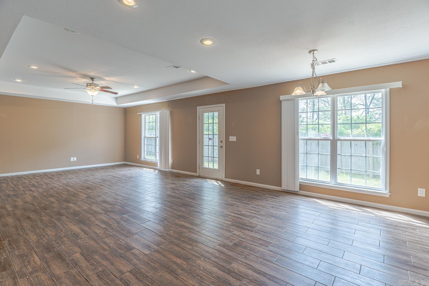 6033 Spencer Dr  Jonesboro, AR