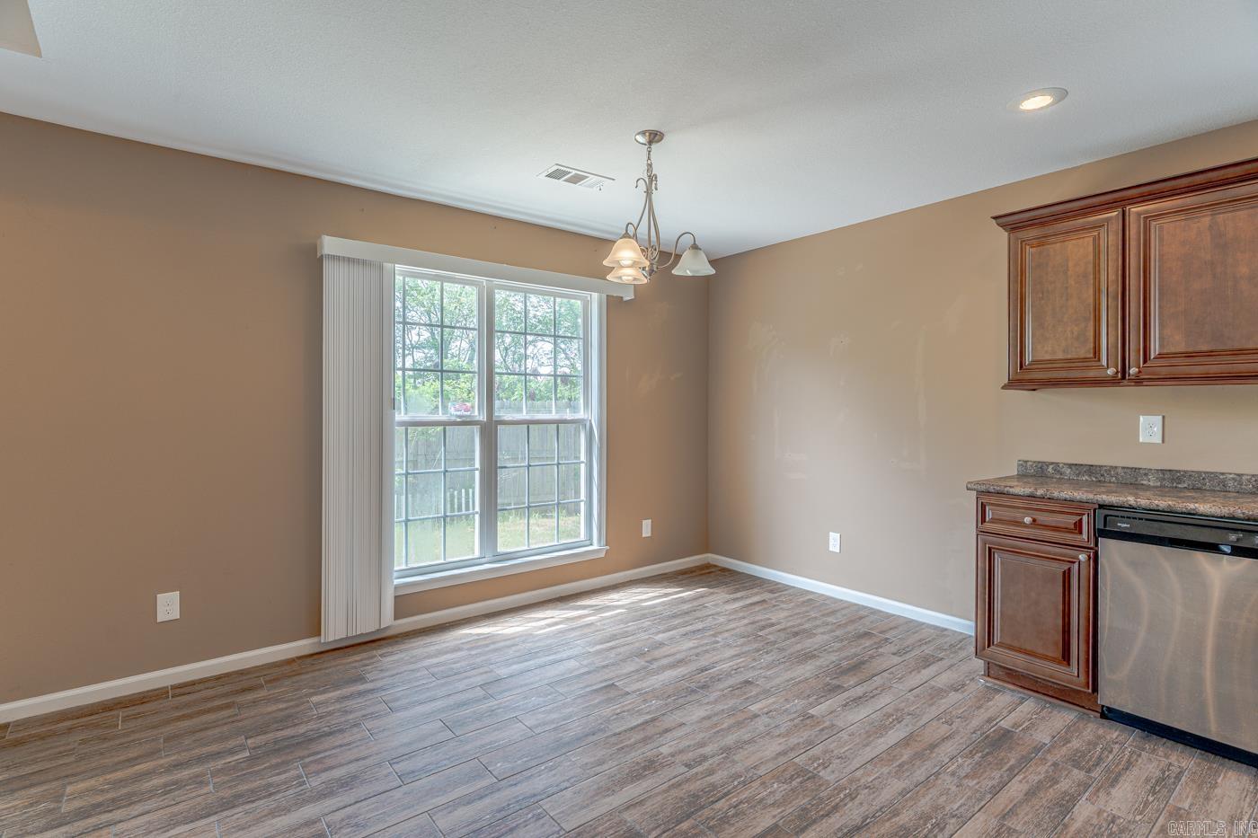 6033 Spencer Dr  Jonesboro, AR