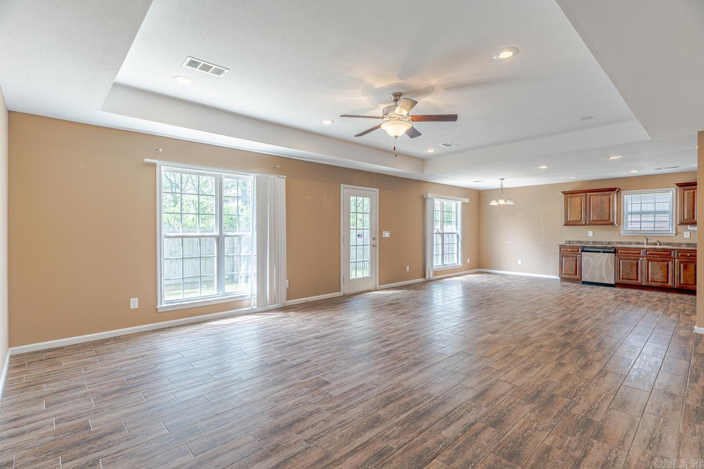 6033 Spencer Dr  Jonesboro, AR