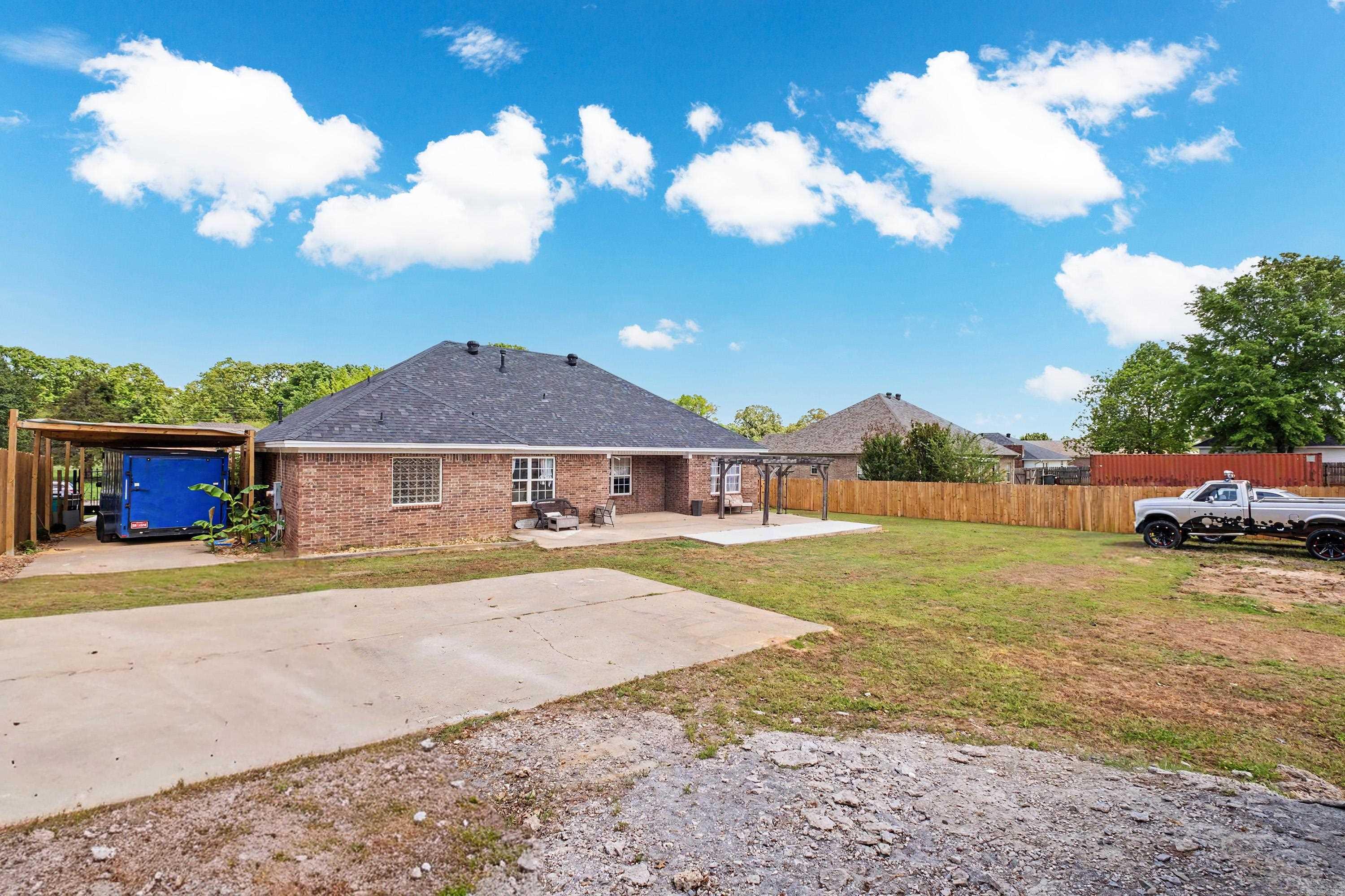 1440 oak shadows  Sherwood, AR