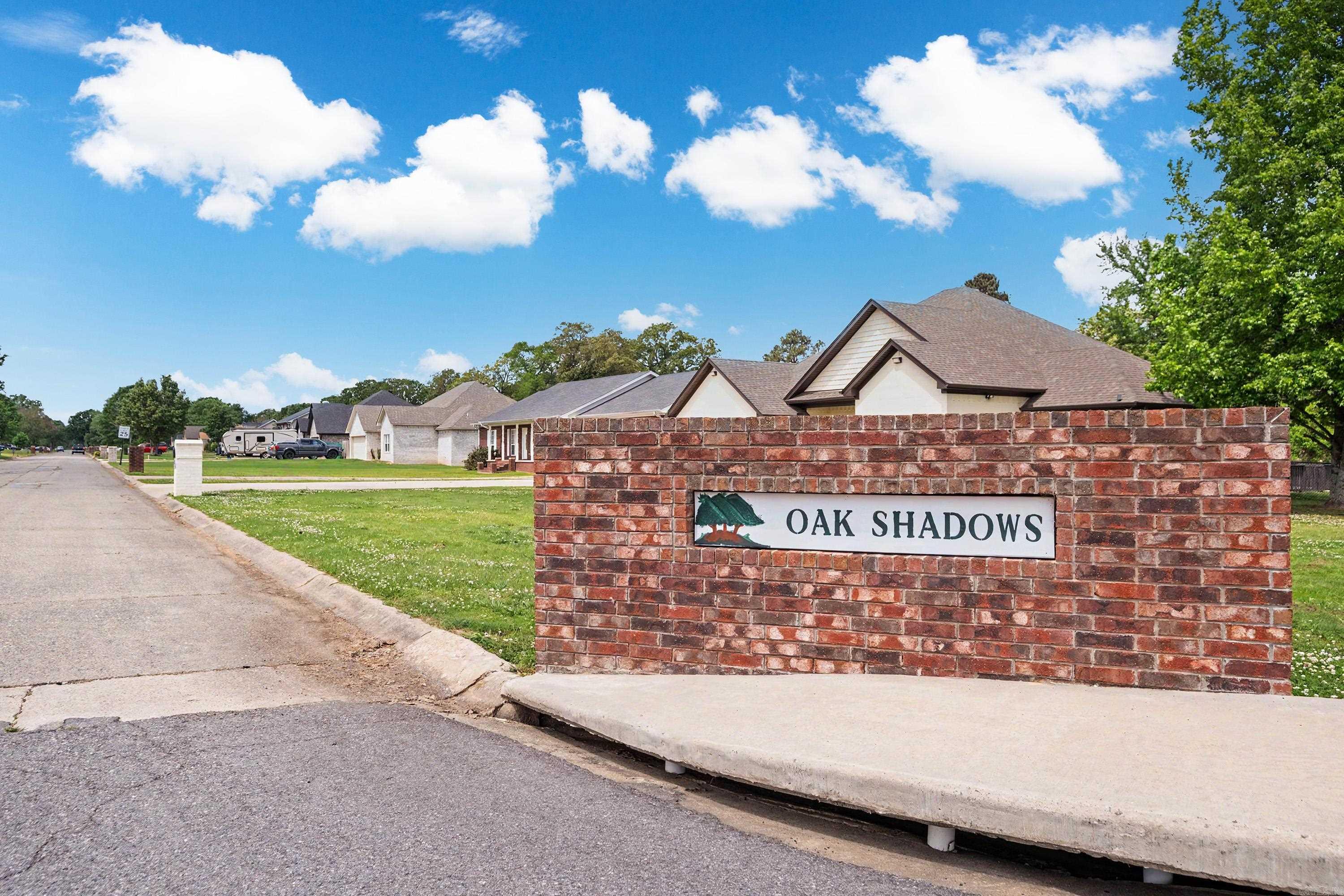 1440 oak shadows  Sherwood, AR