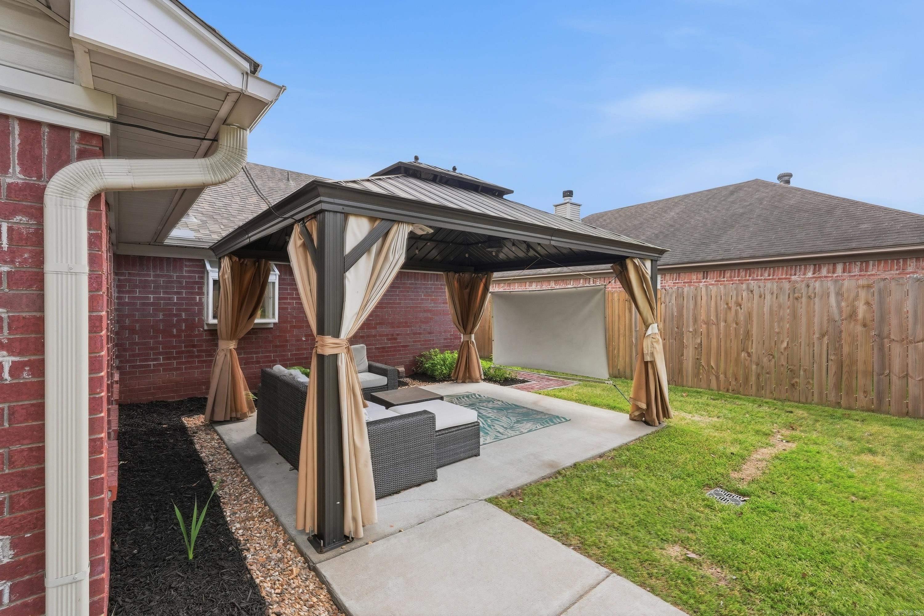 20 Emerald  Little Rock, AR