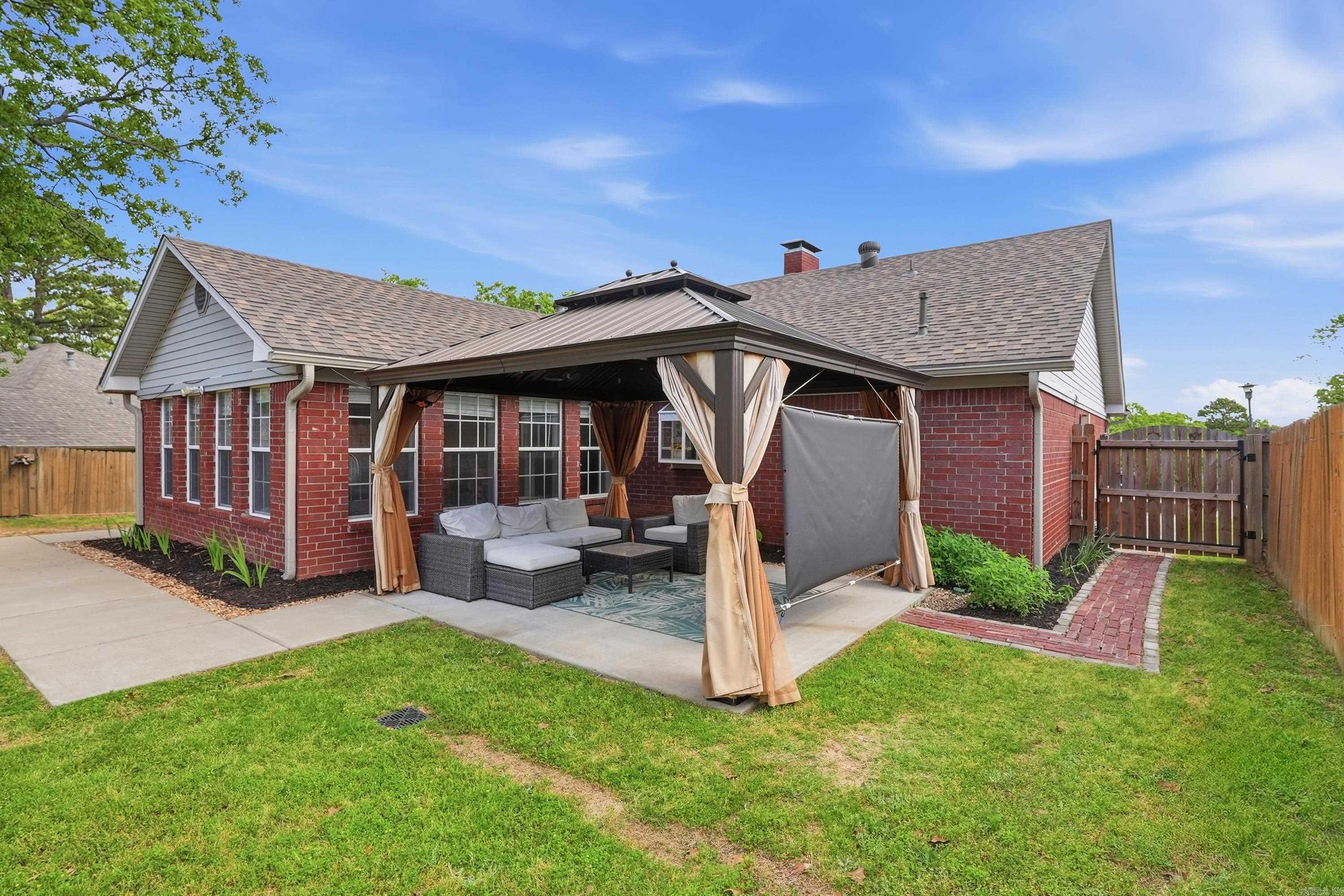 20 Emerald  Little Rock, AR