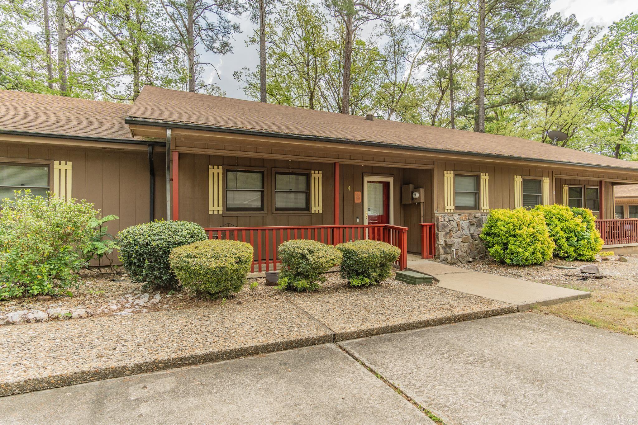 4 Macotera  Hot Springs Village, AR