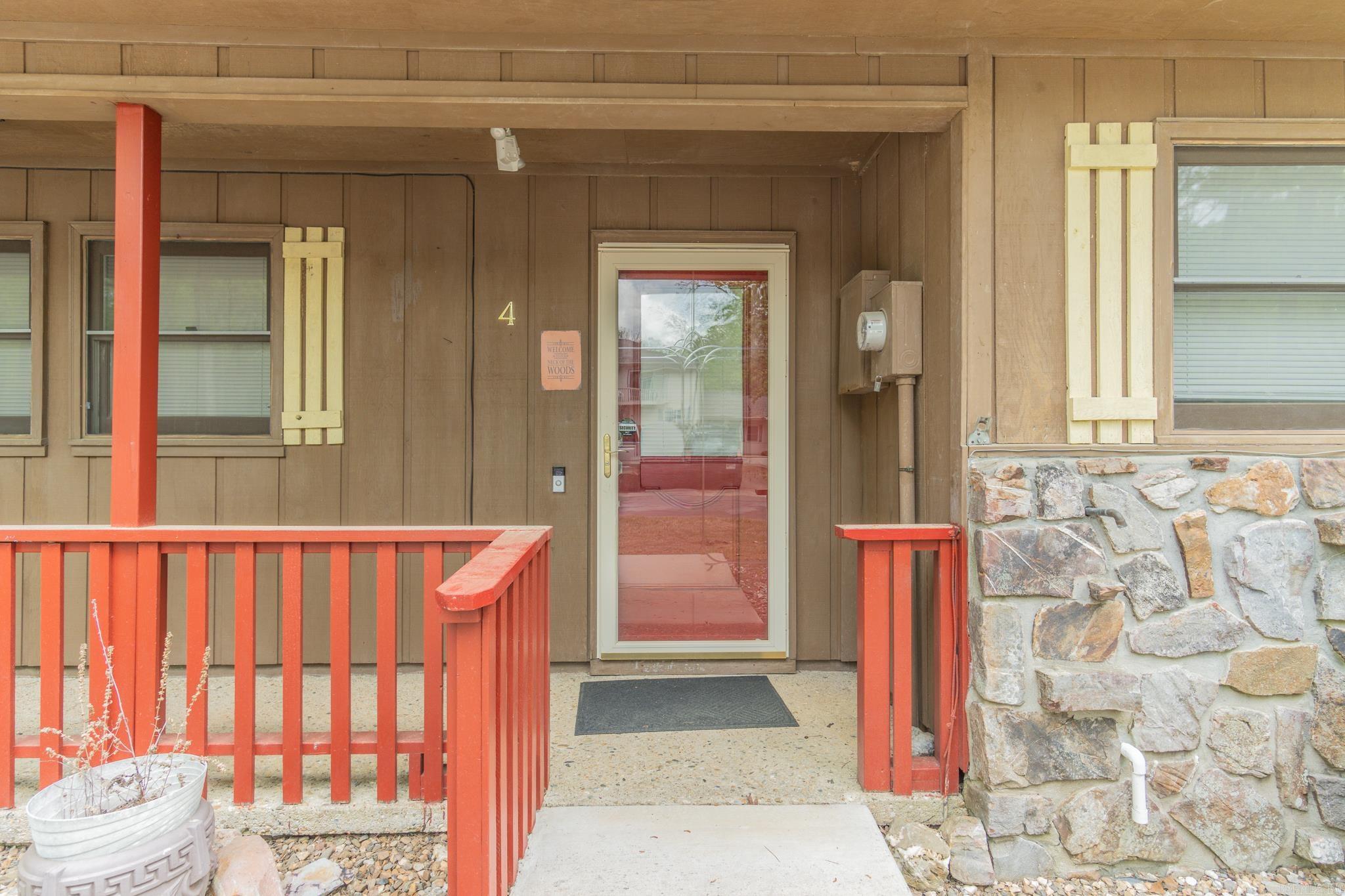 4 Macotera  Hot Springs Village, AR