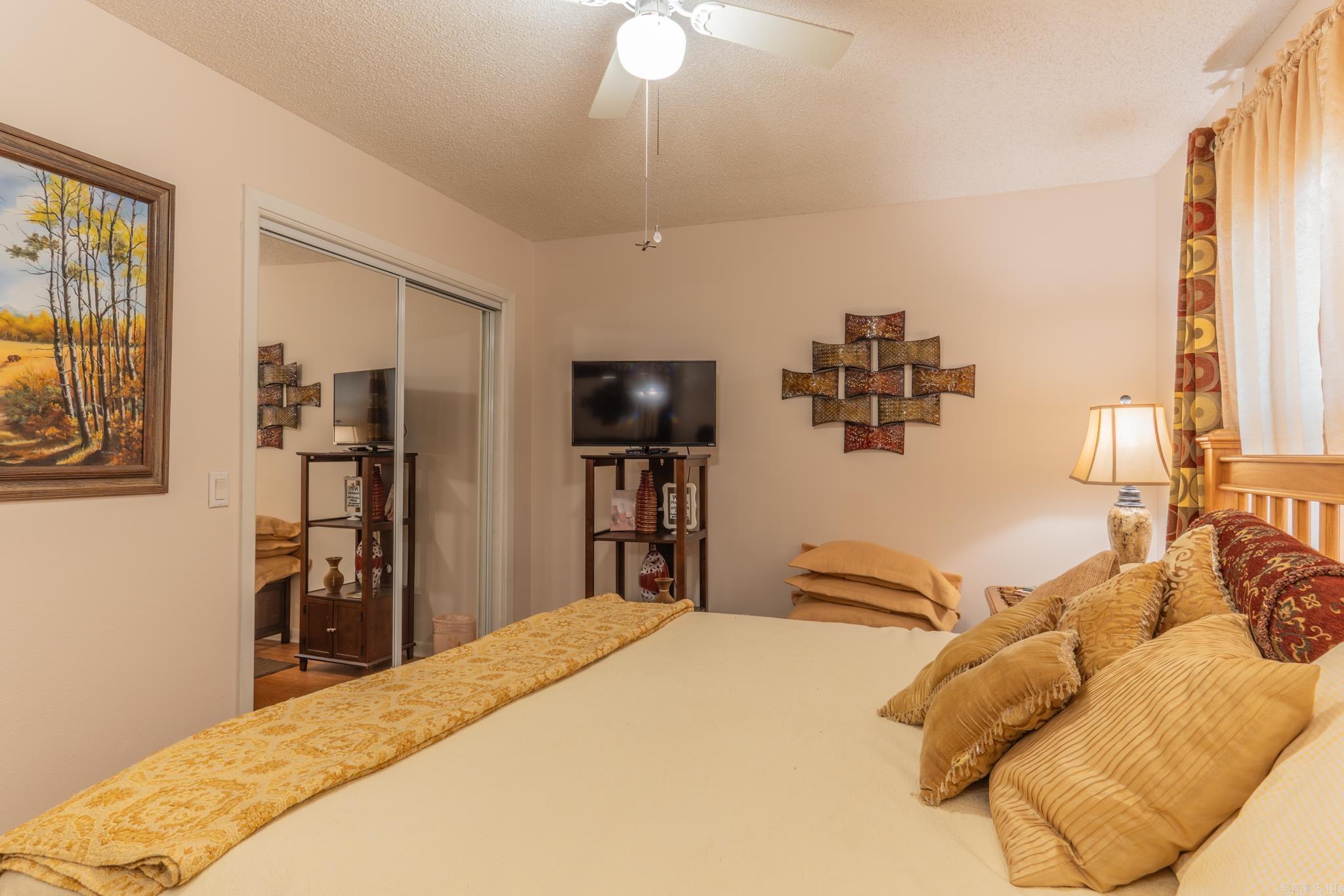 4 Macotera  Hot Springs Village, AR