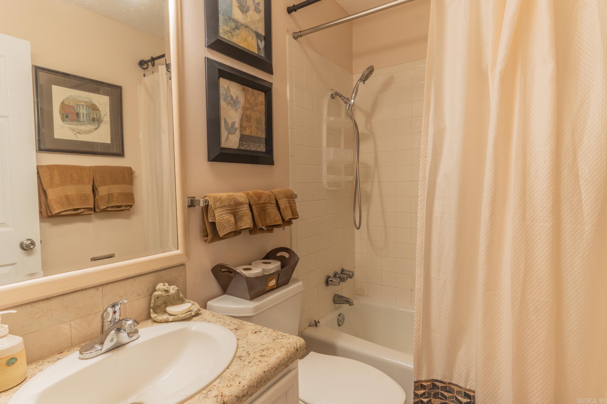 4 Macotera  Hot Springs Village, AR