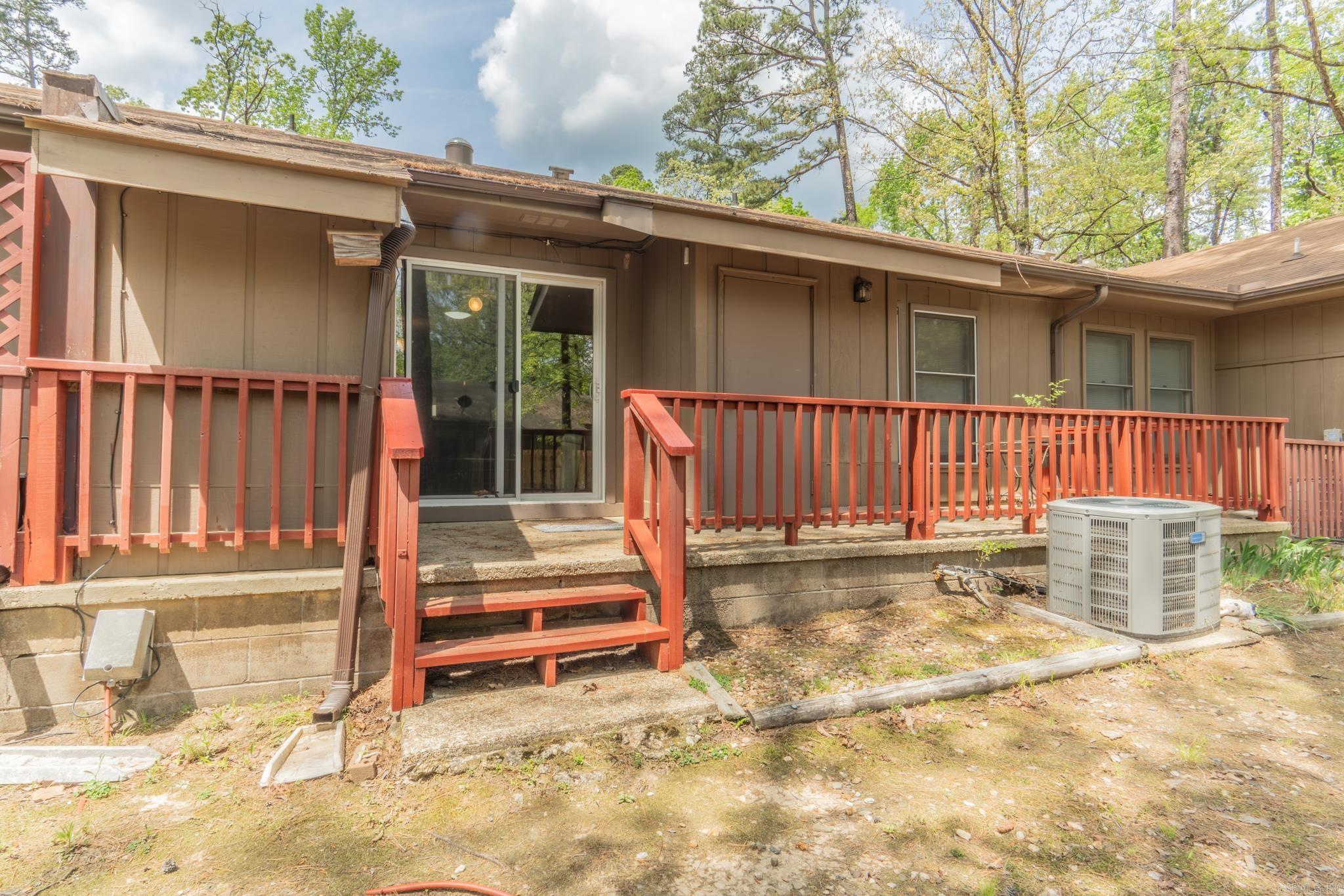 4 Macotera  Hot Springs Village, AR