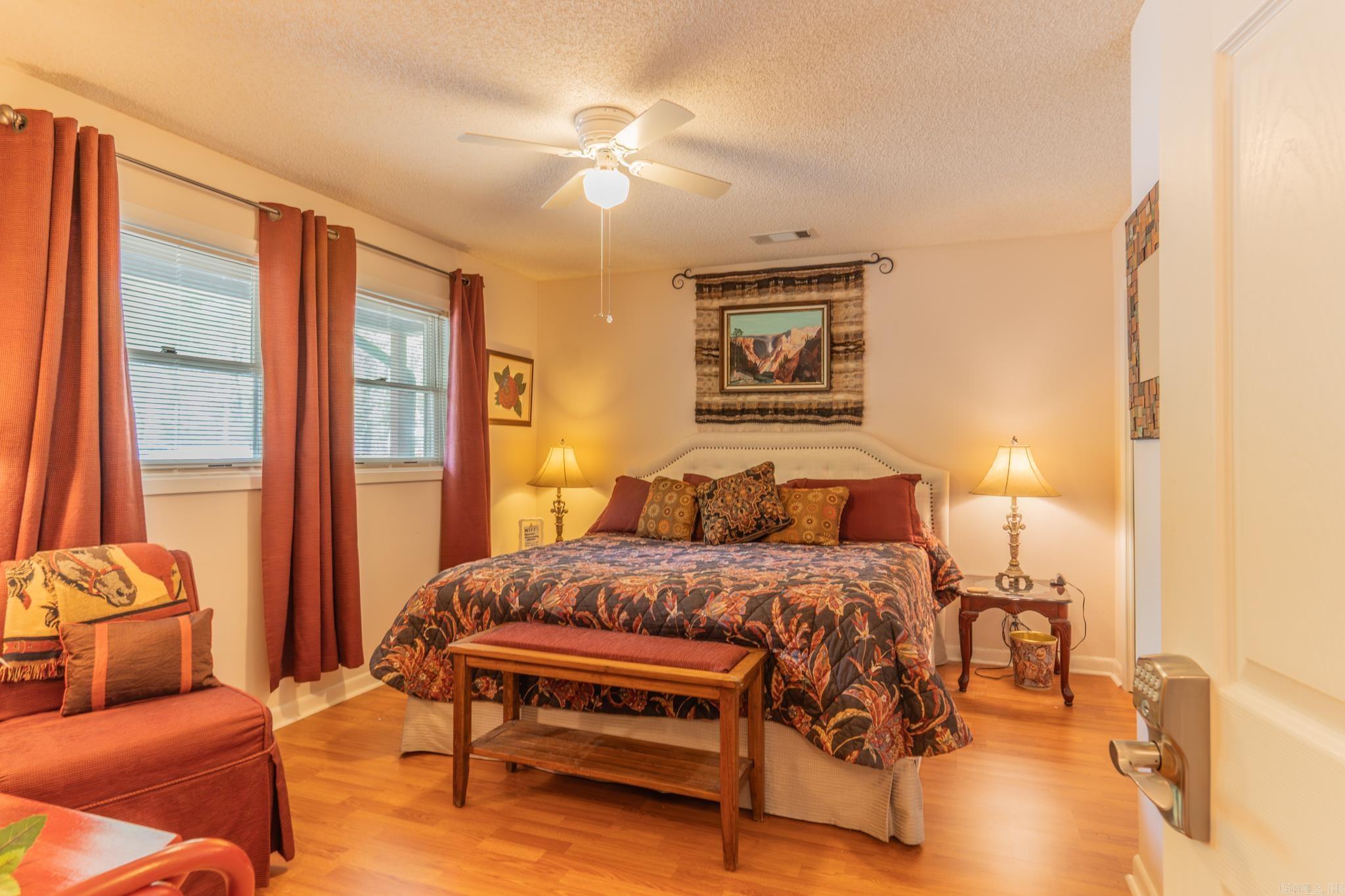 4 Macotera  Hot Springs Village, AR