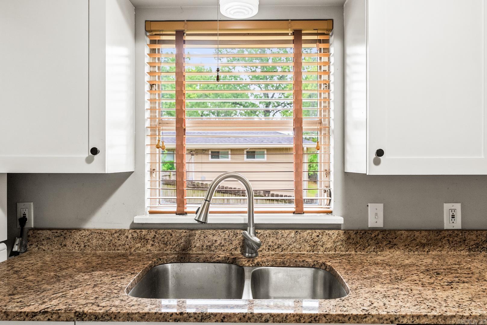 3747 Lakeview  North Little Rock, AR